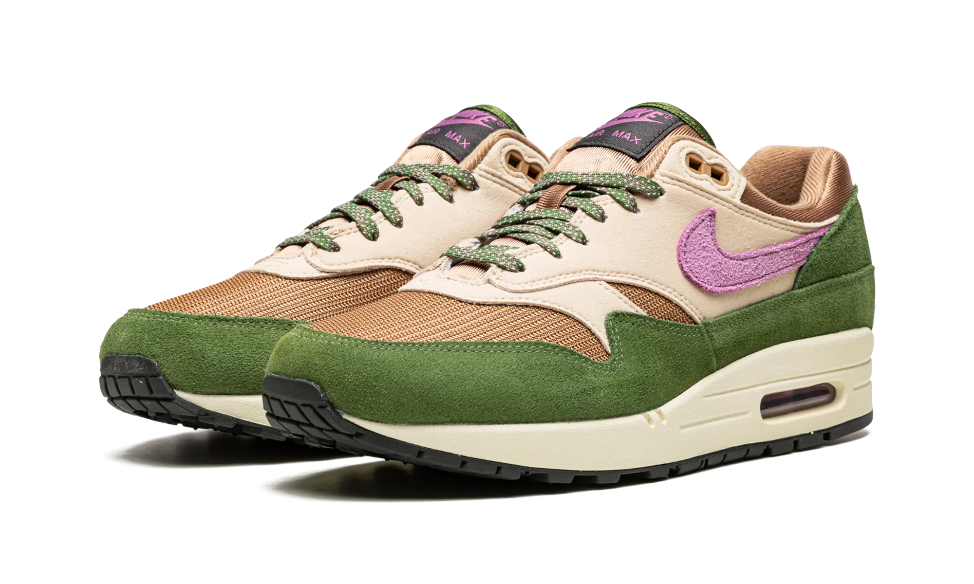 Air Max 1 NH "Treeline" lightweight shoe traits