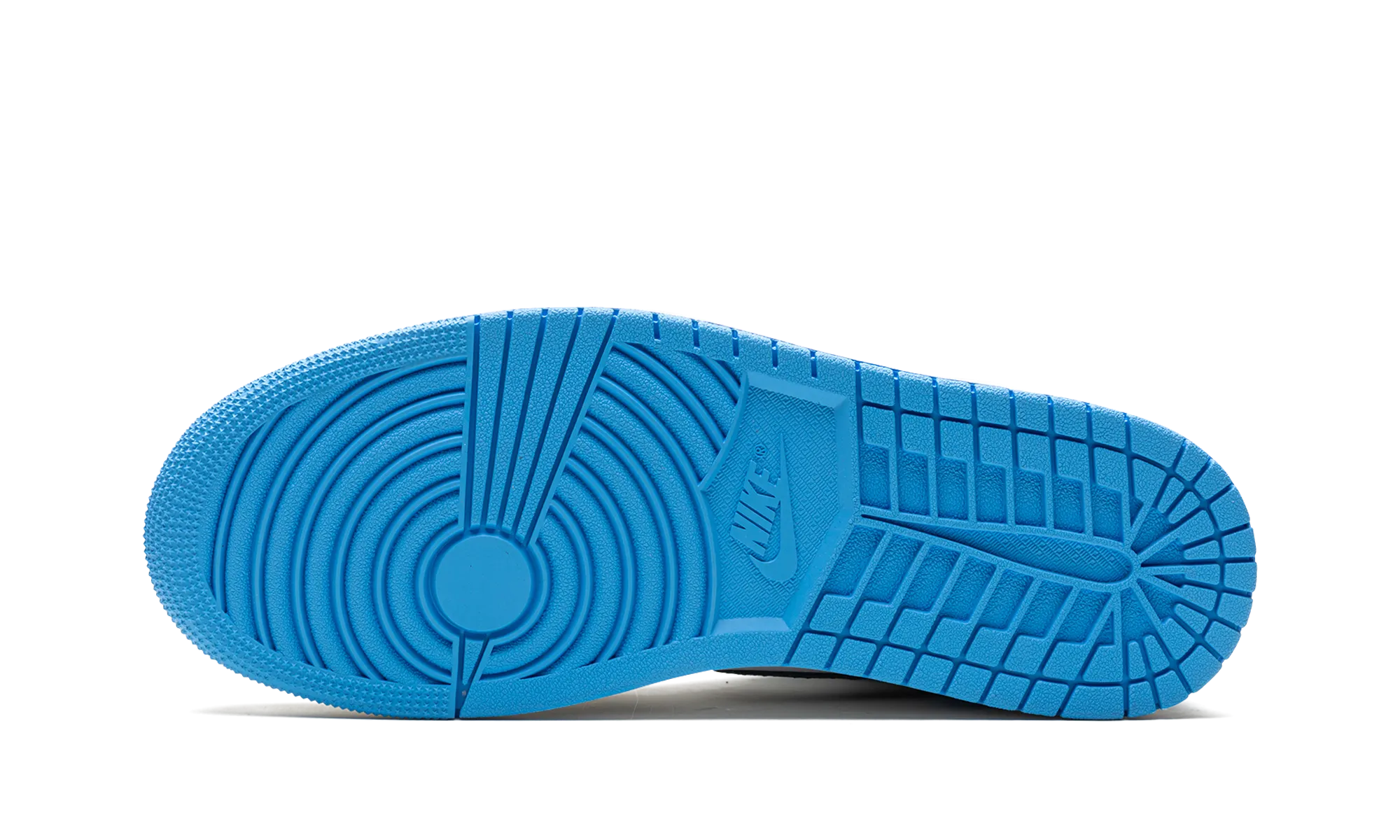 Refined touch Air Jordan 1 Retro High OG "UNC Toe"