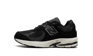 2002R GS "Black" Running Trail solo running shoe usability