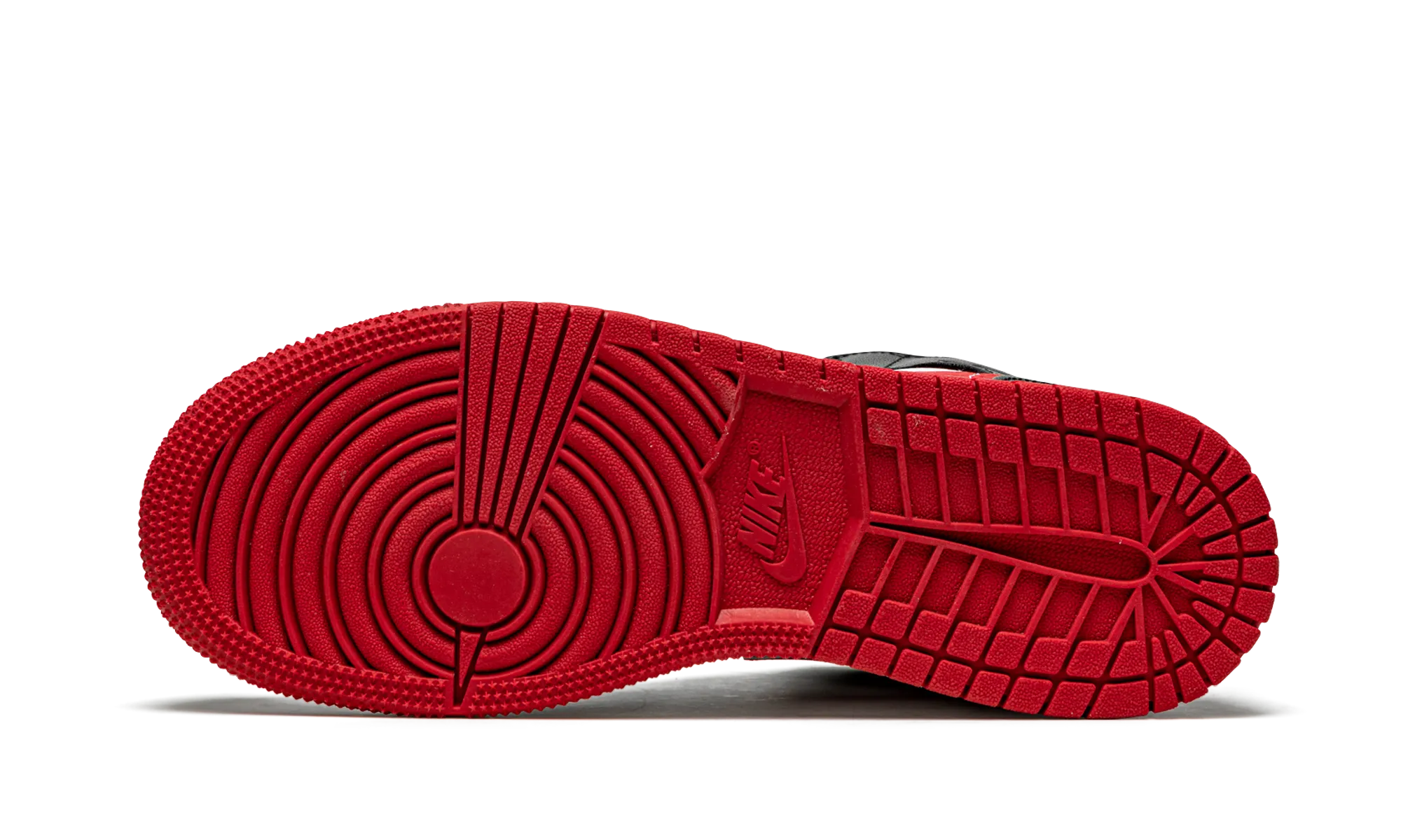 Air Jordan 1 Mid GS "Metallic Red" Travel Essentials