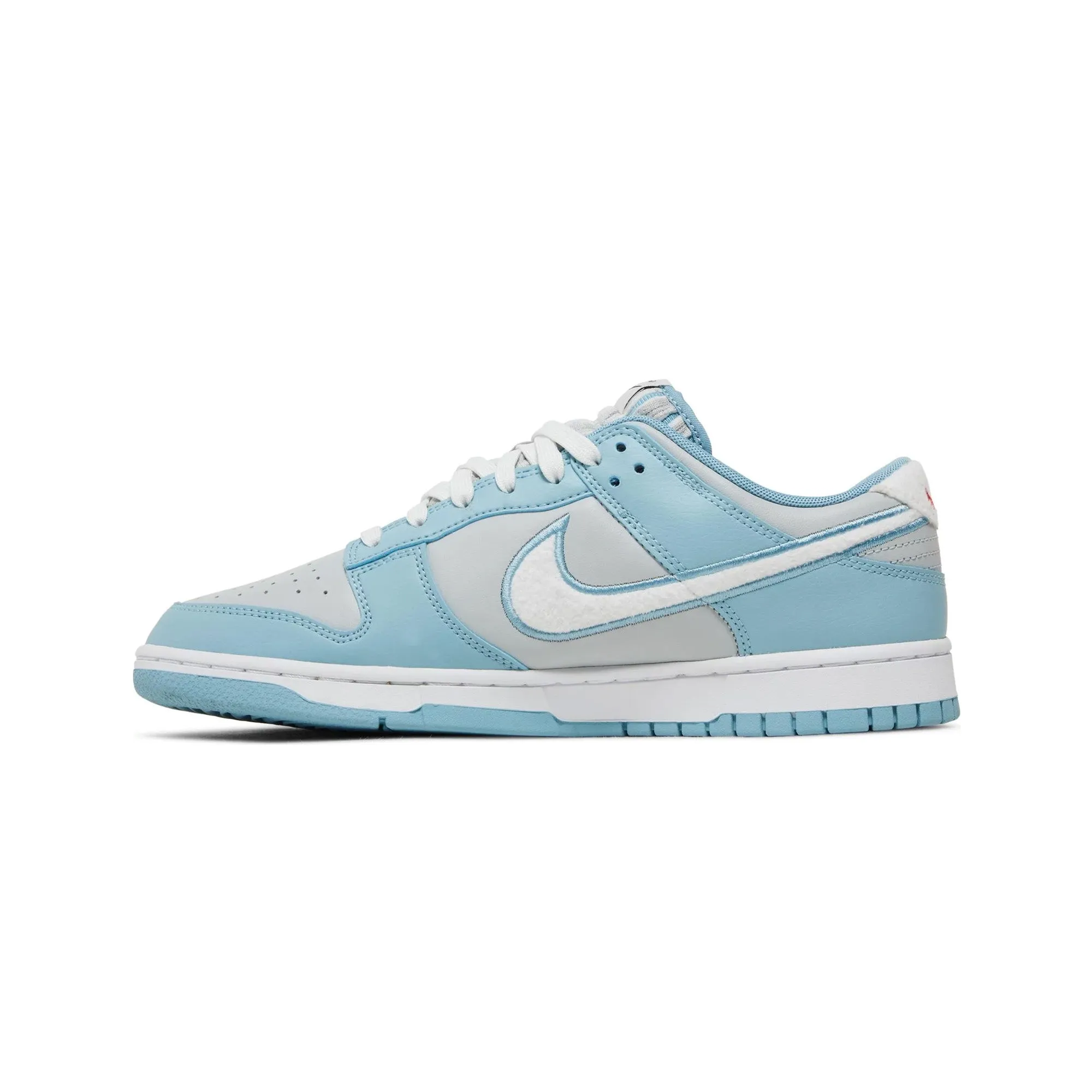 Dunk Low Retro 'Fleece Swoosh Worn Blue' Smart Moves