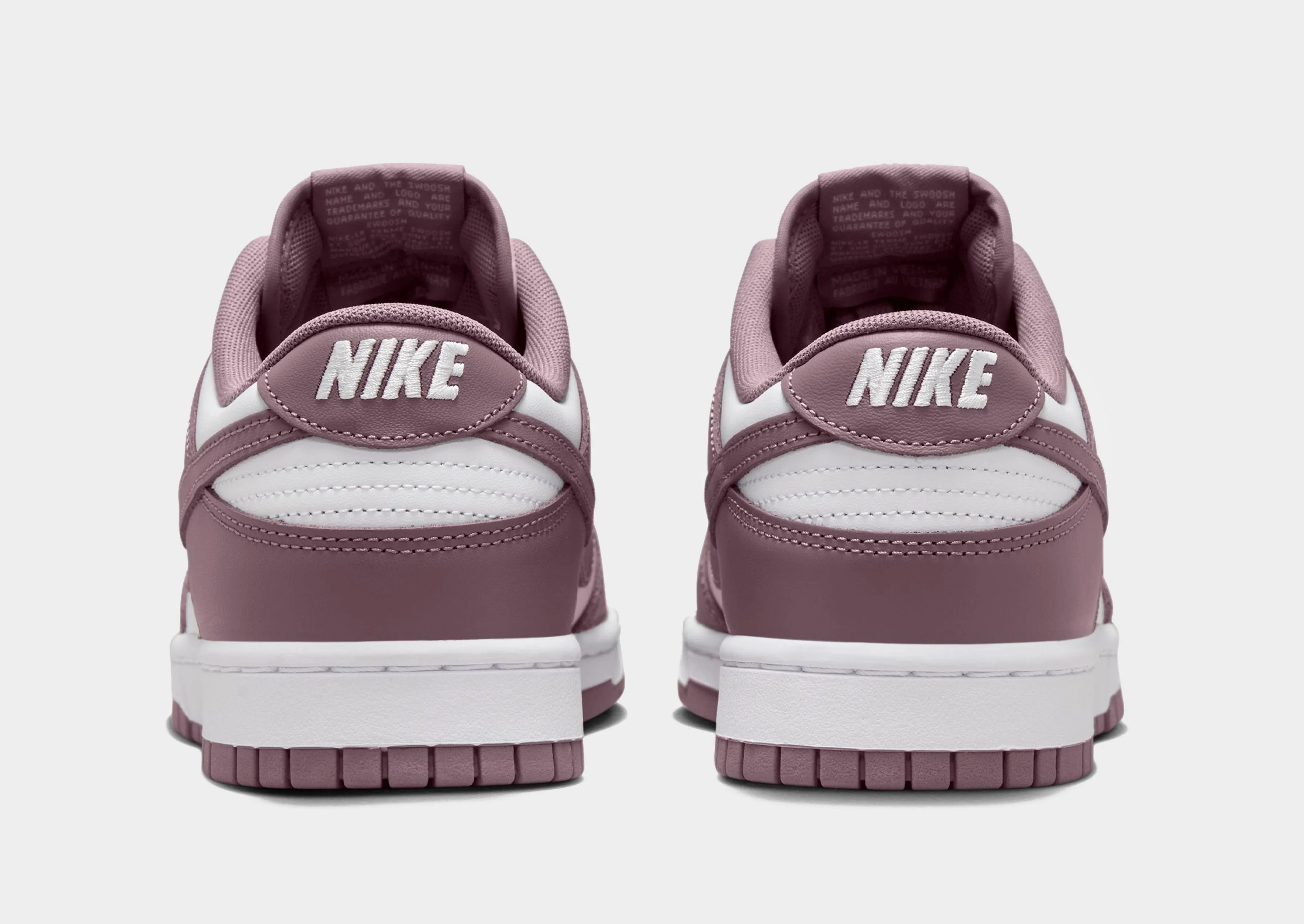 Dunk Low Retro Break Run
