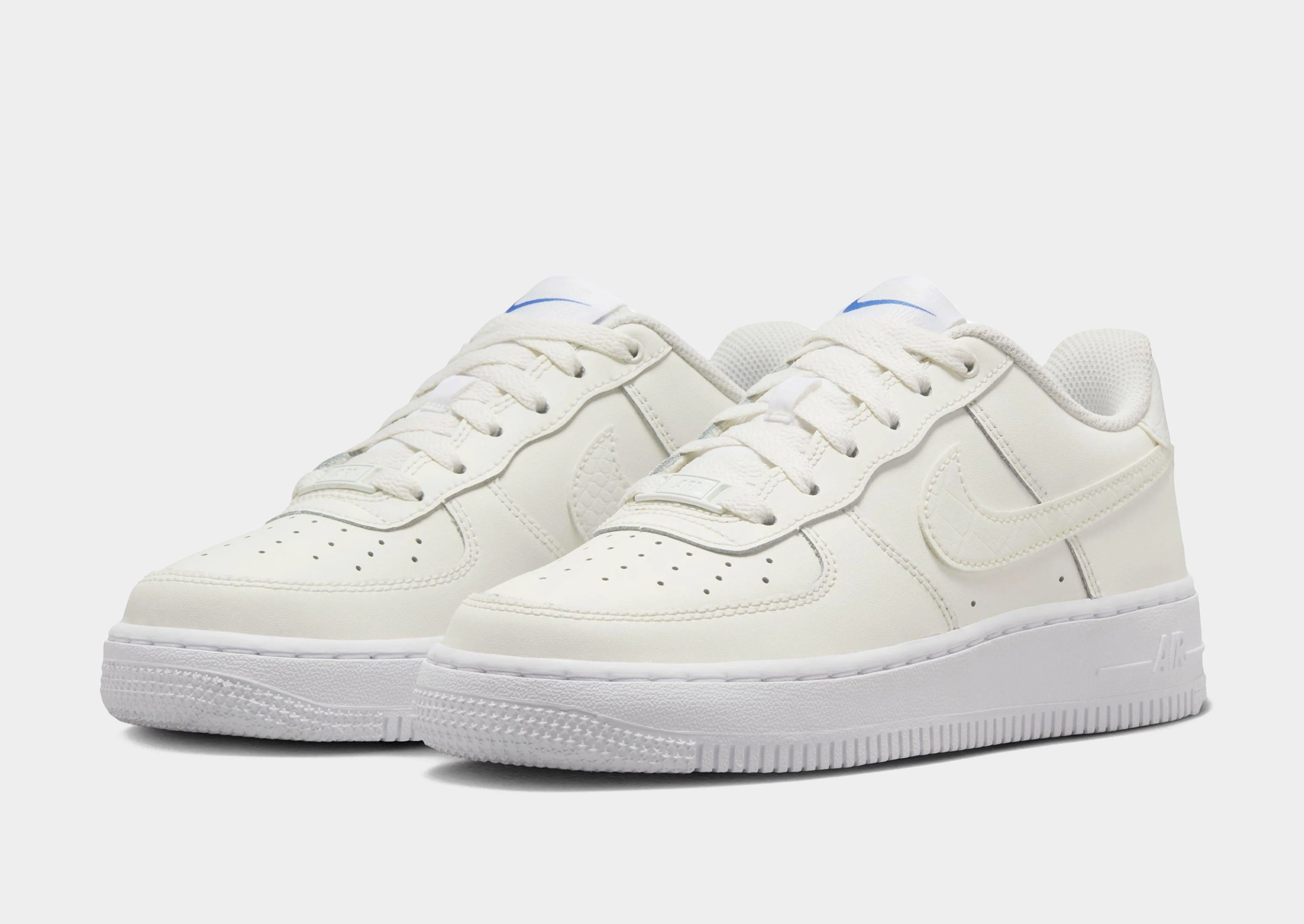 Air Force 1 LV8 Junior's Indoor Wear