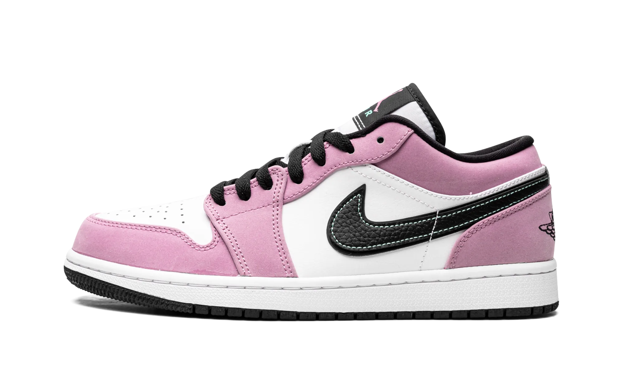 Air Jordan 1 Low SE "Violet Shock" Flex Walk Dynamic Lacing System