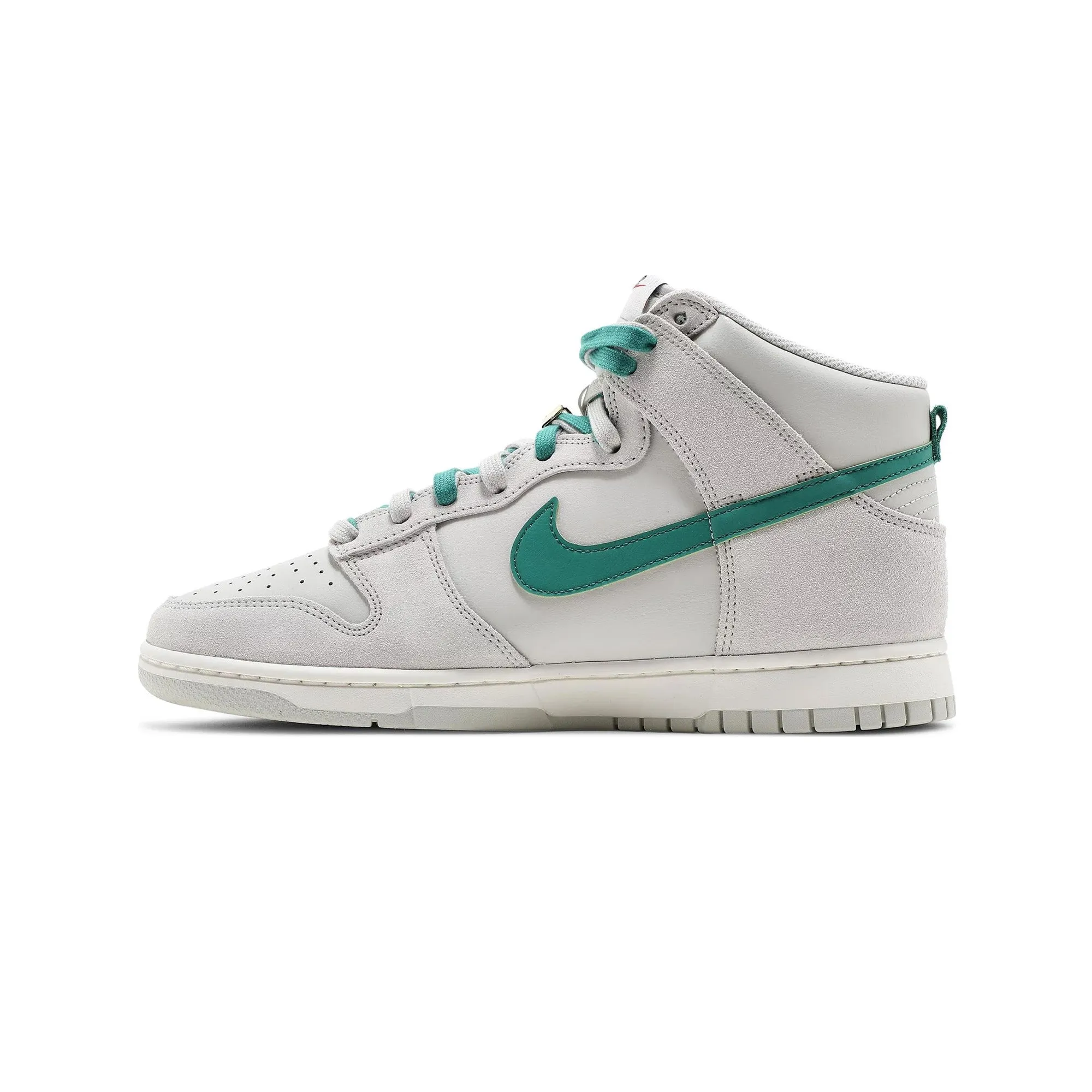 Resilient Sole Dunk High SE 'First Use Green Noise'