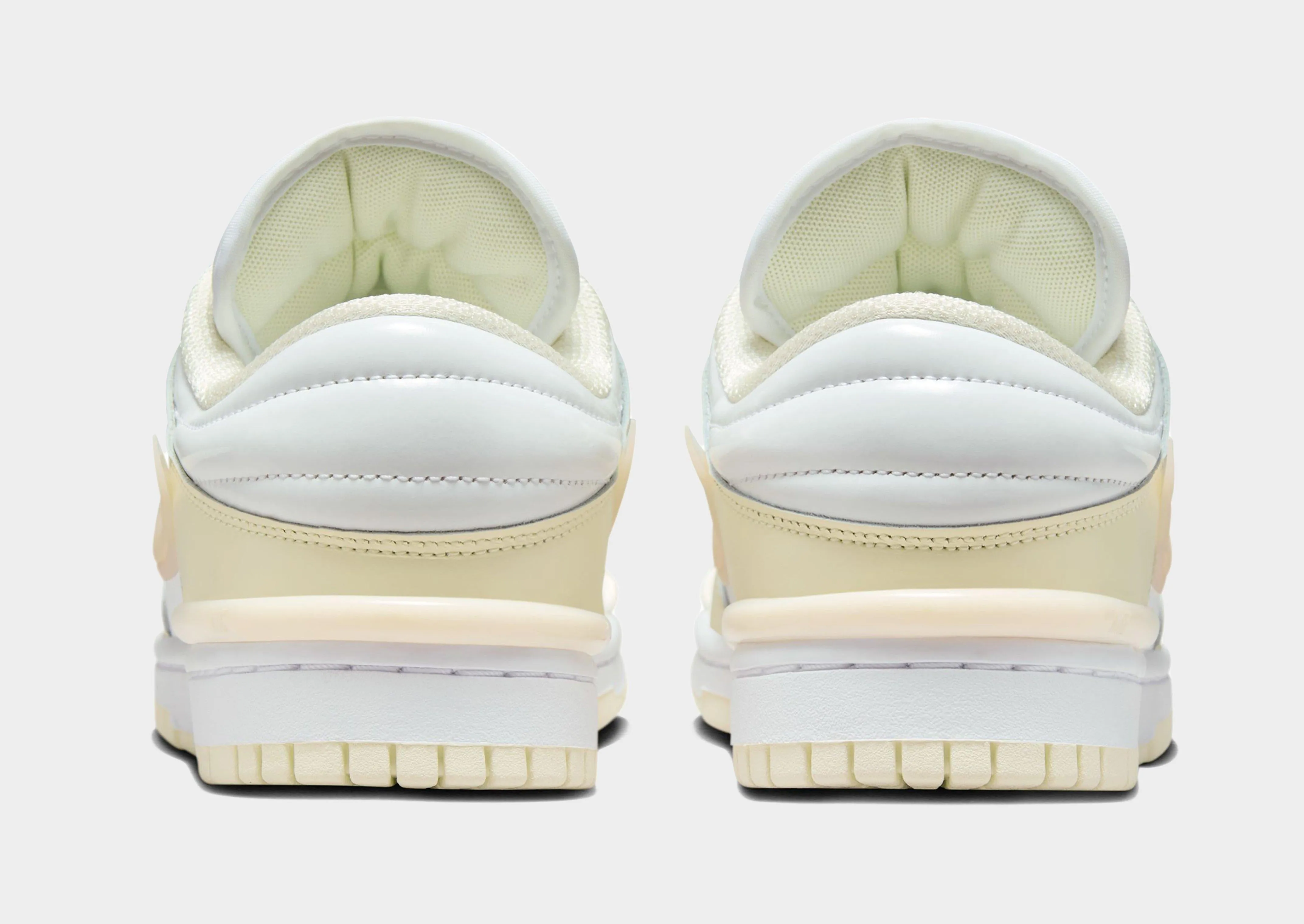 portable Run Club Dunk Low Twist Women's