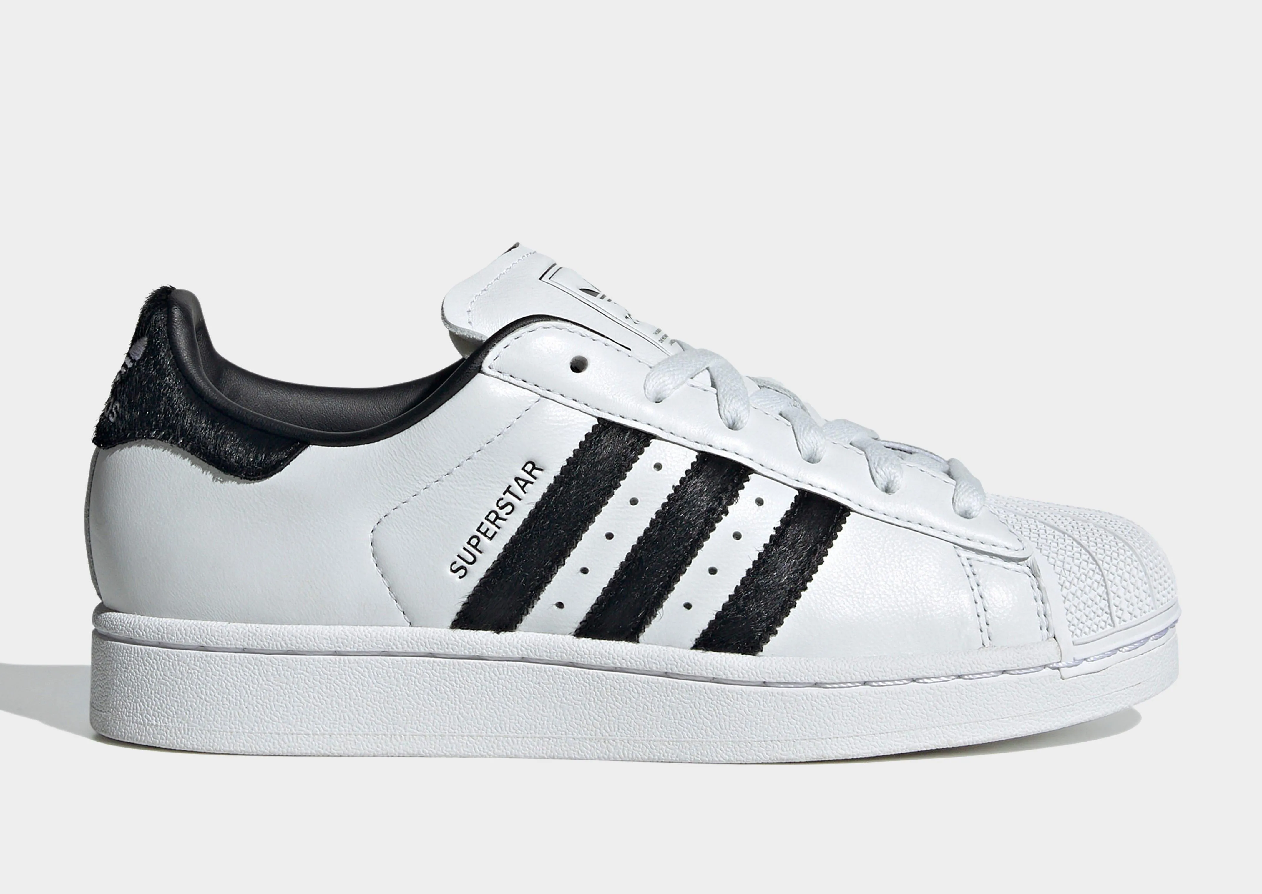 Superstar II Women's suede upper Free Flex Groove Design