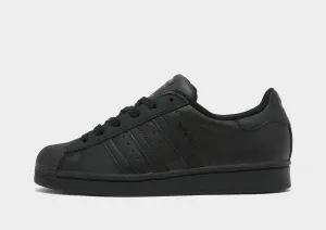 Superstar Junior's Everyday Gear