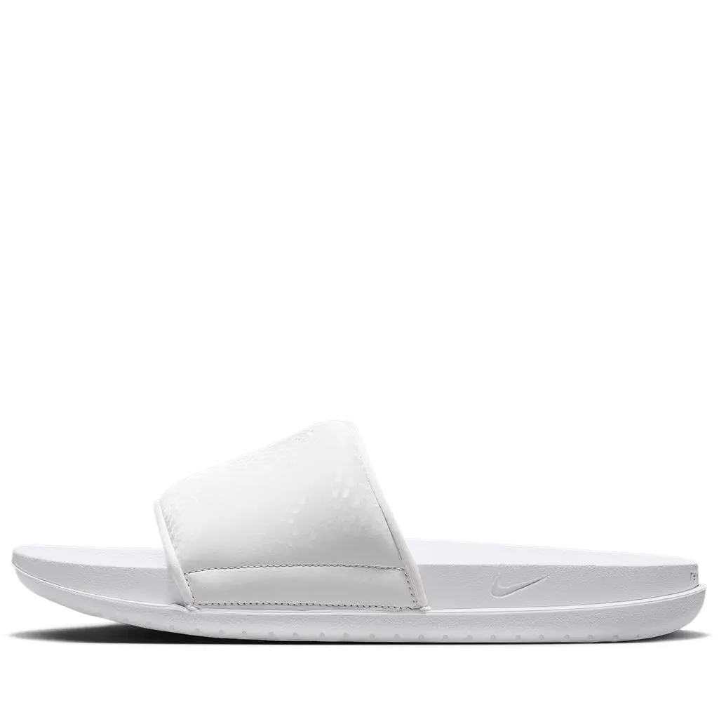 Kobe Bryant x Nike Offcourt - White/White Everyday Look