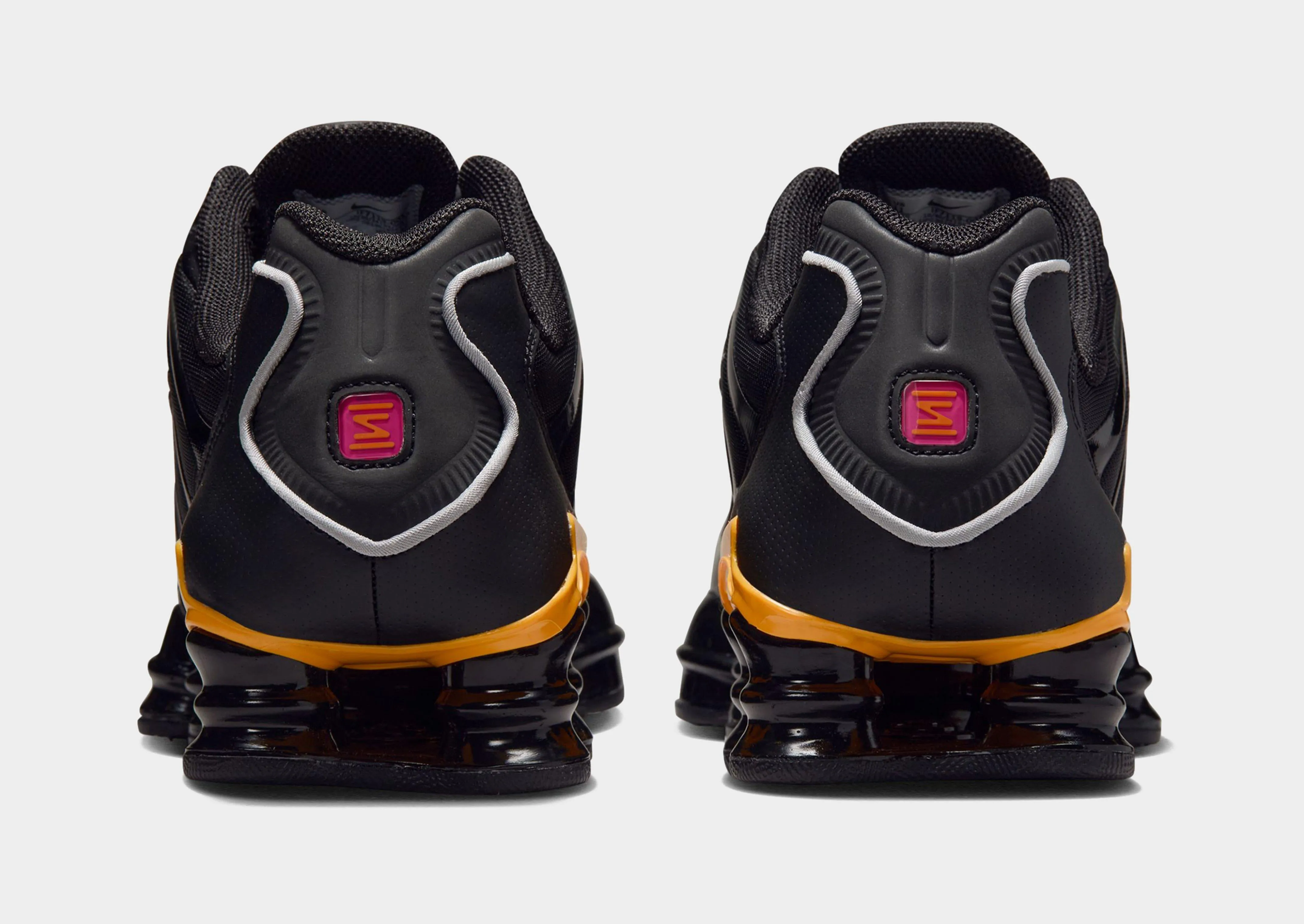 Shox TL moisture - wicking lining