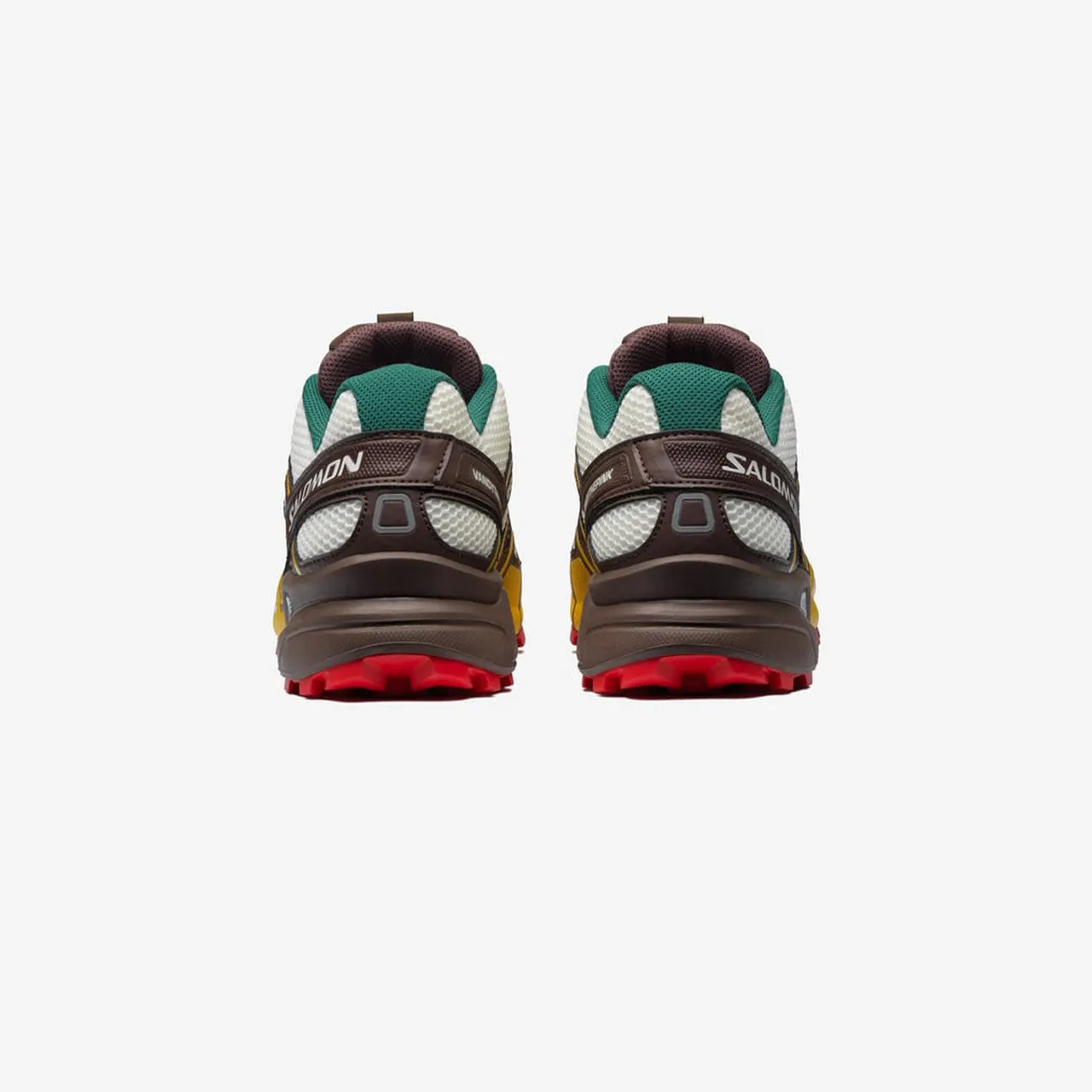 Retro-inspired performance Speedcross 3 x Vandy The Pink