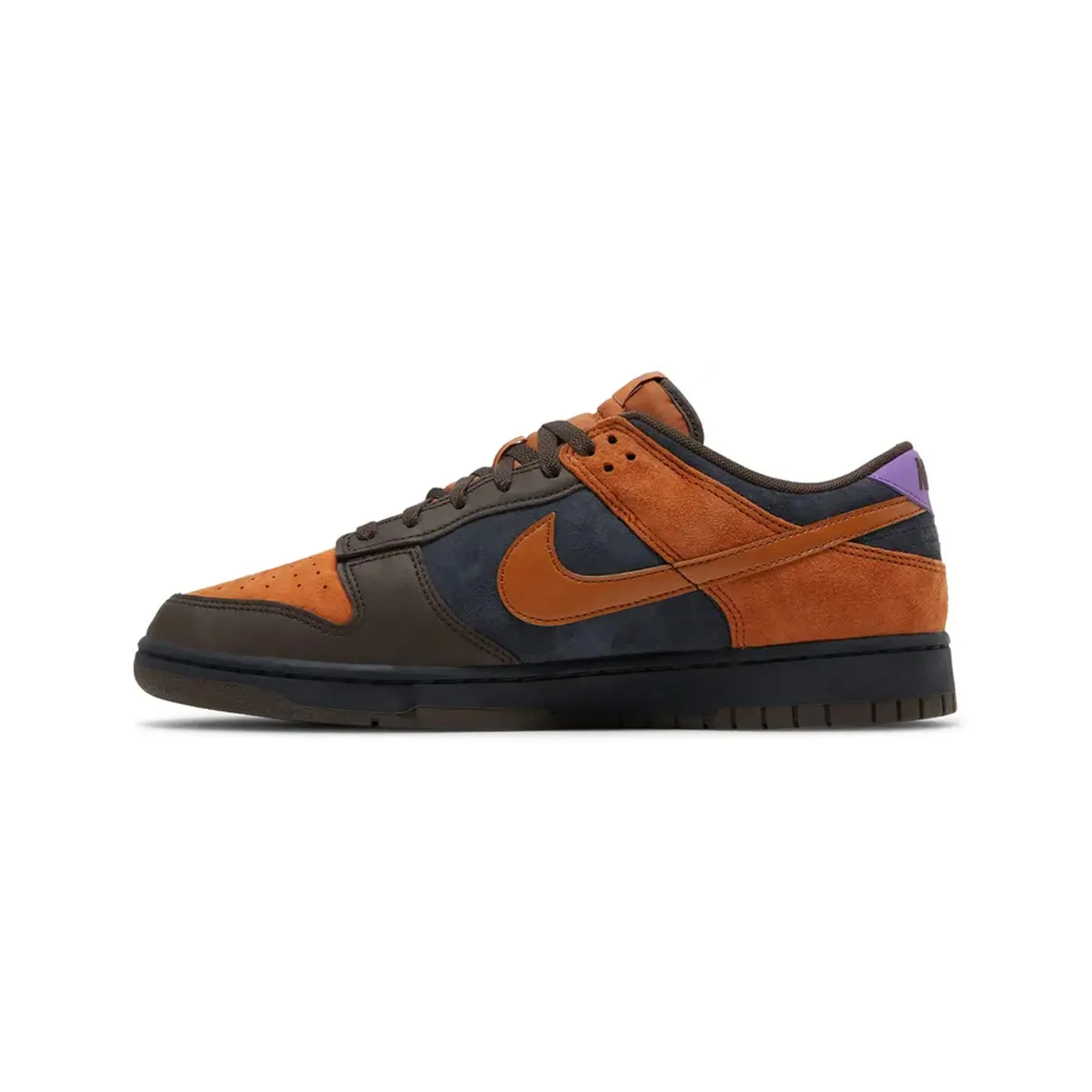 Nike Dunk Low 'Cider' (2022) Travel Ready Flexible Sole Unit