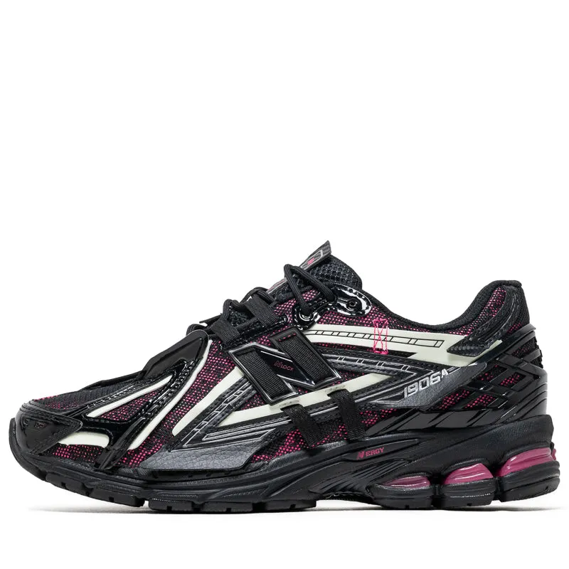 Balanced Design New Balance 1906A - Black/Dragon Berry