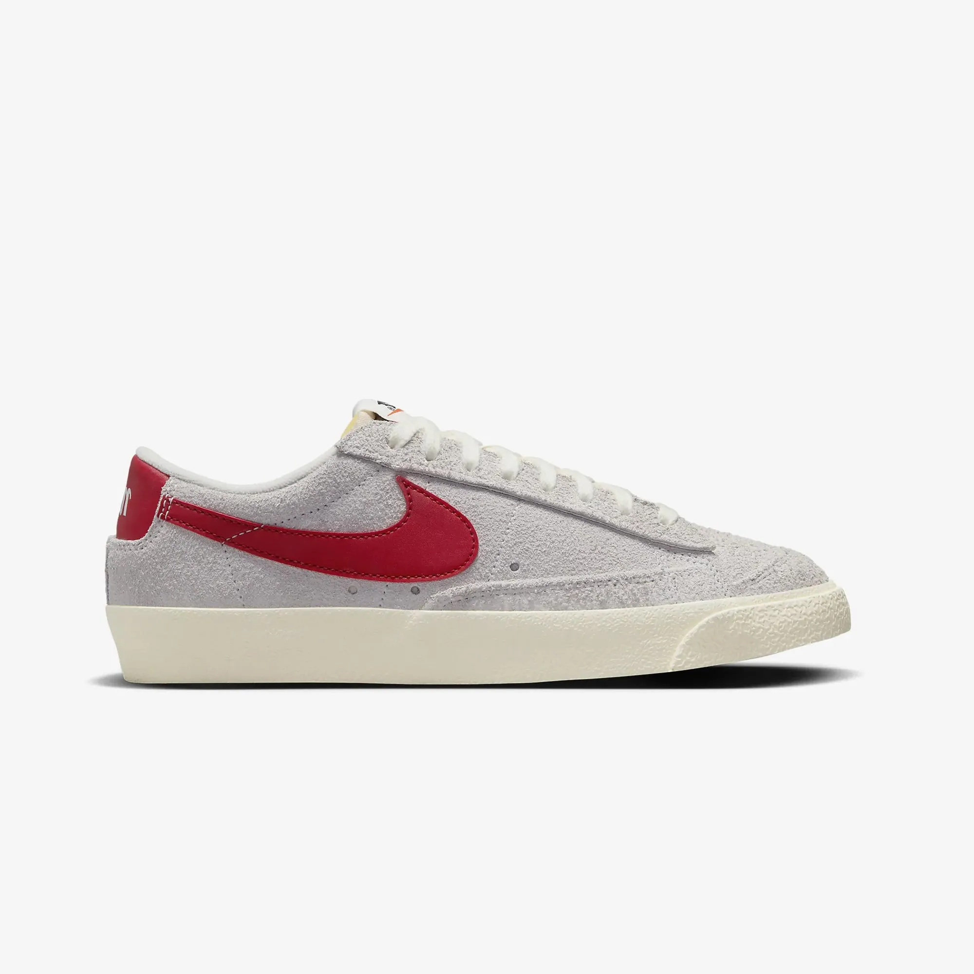 Nike | BLAZER LOW '77 VINTAGE { SUMMIT WHITE/GYM RED-SAIL-COCONUT MILK Impact Resistant Heel Cup