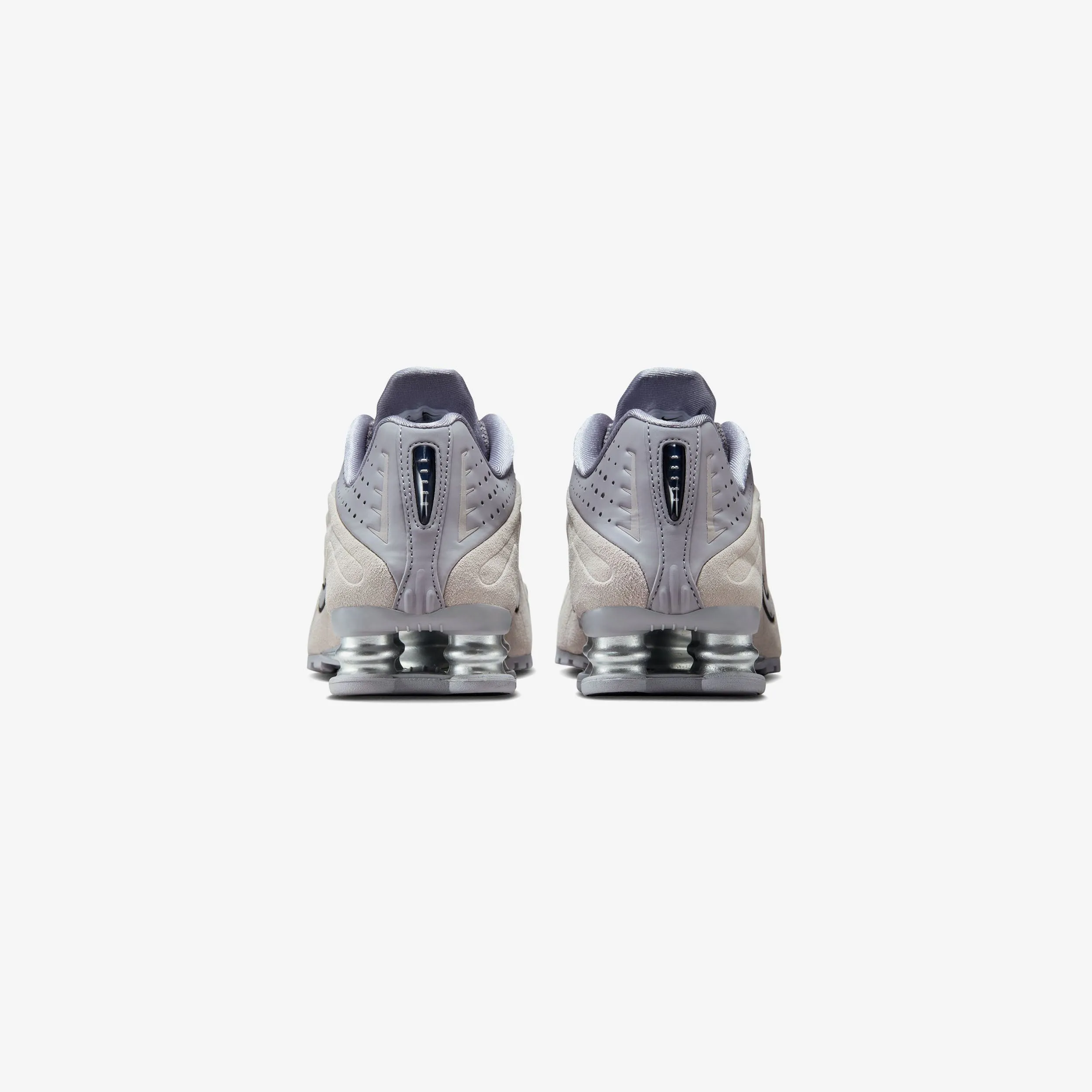 Wmns Shox R4 Reinforced sidewalls Motion Style