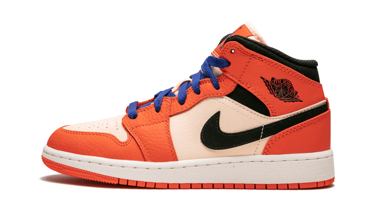 Air Jordan 1 Mid SE GS Flat Surface Comfort Motion