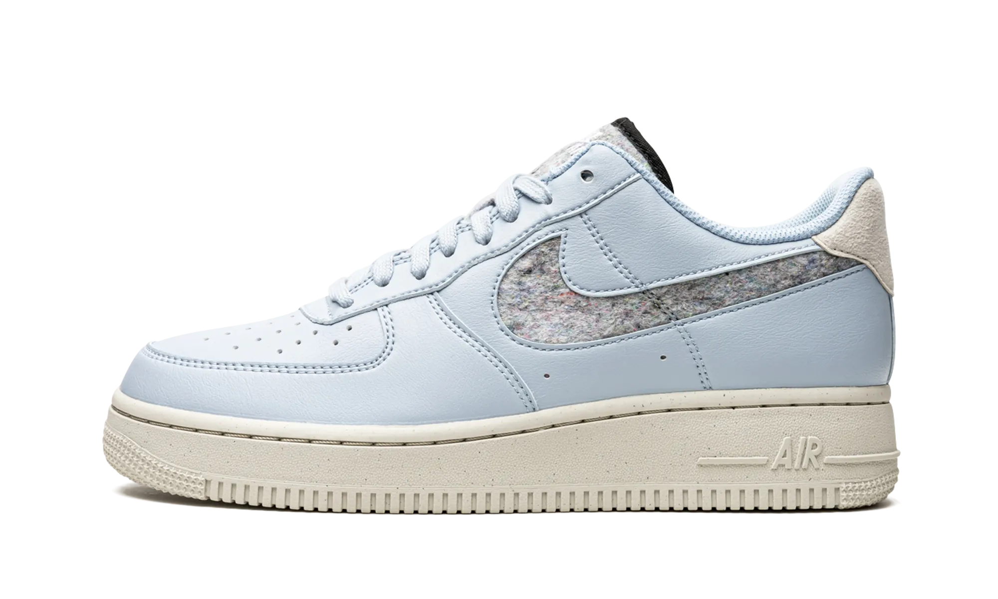 skateboard ride AIR FORCE 1 LO 07 SE () WMNS "Light Armory Blue"