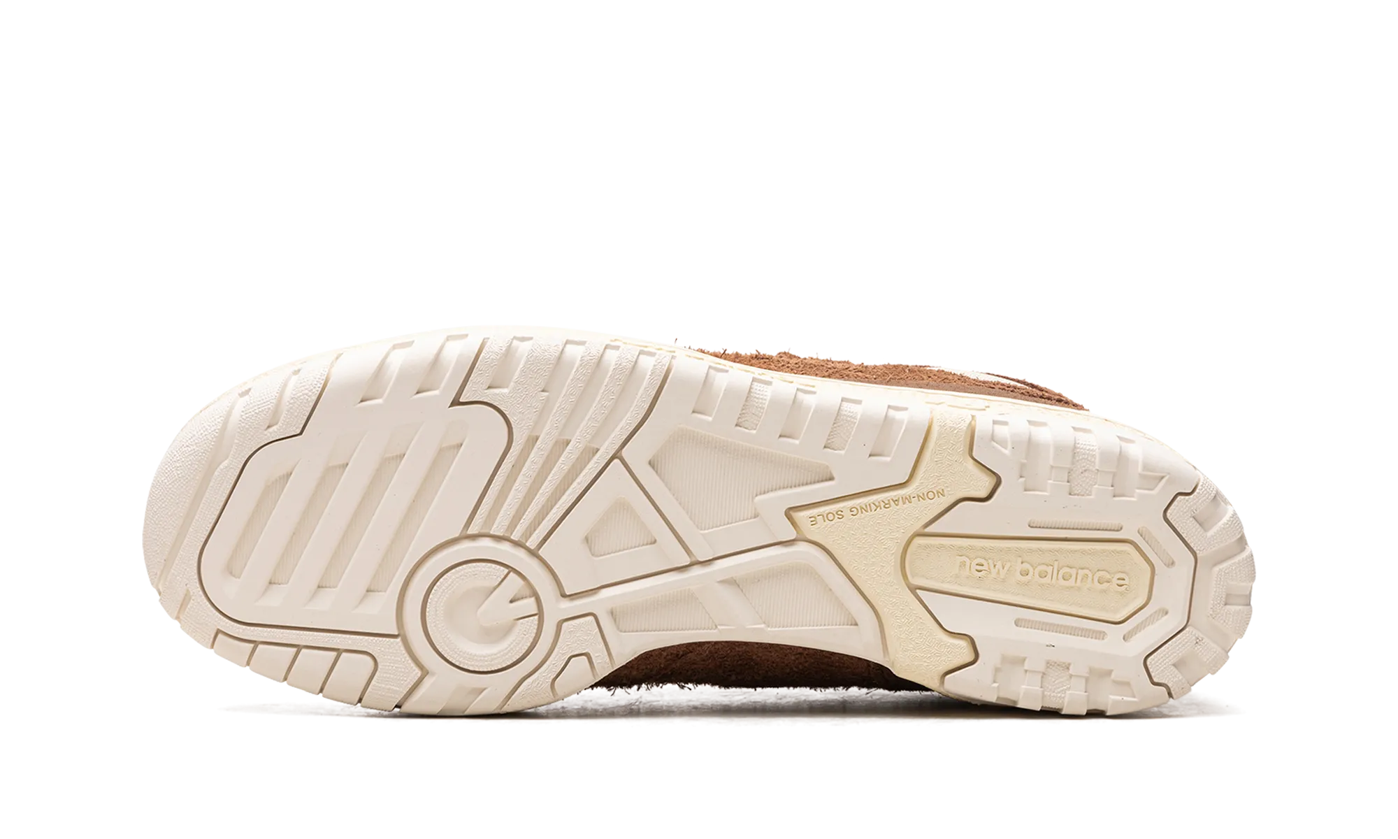 single - purpose shoe application 550 "Aim?? Leon Dore - Brown Beige"
