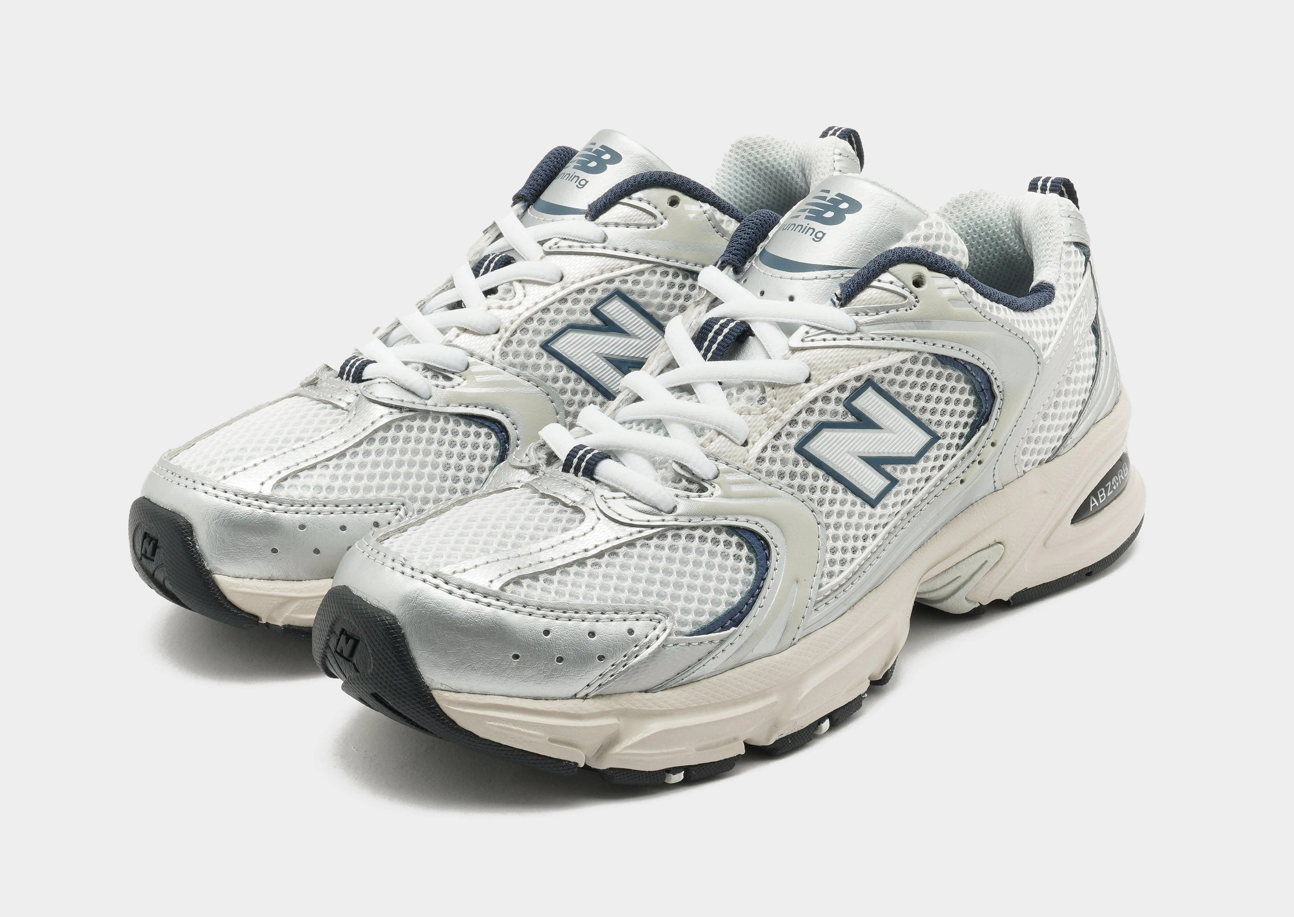 promotional shoes 530 Women's