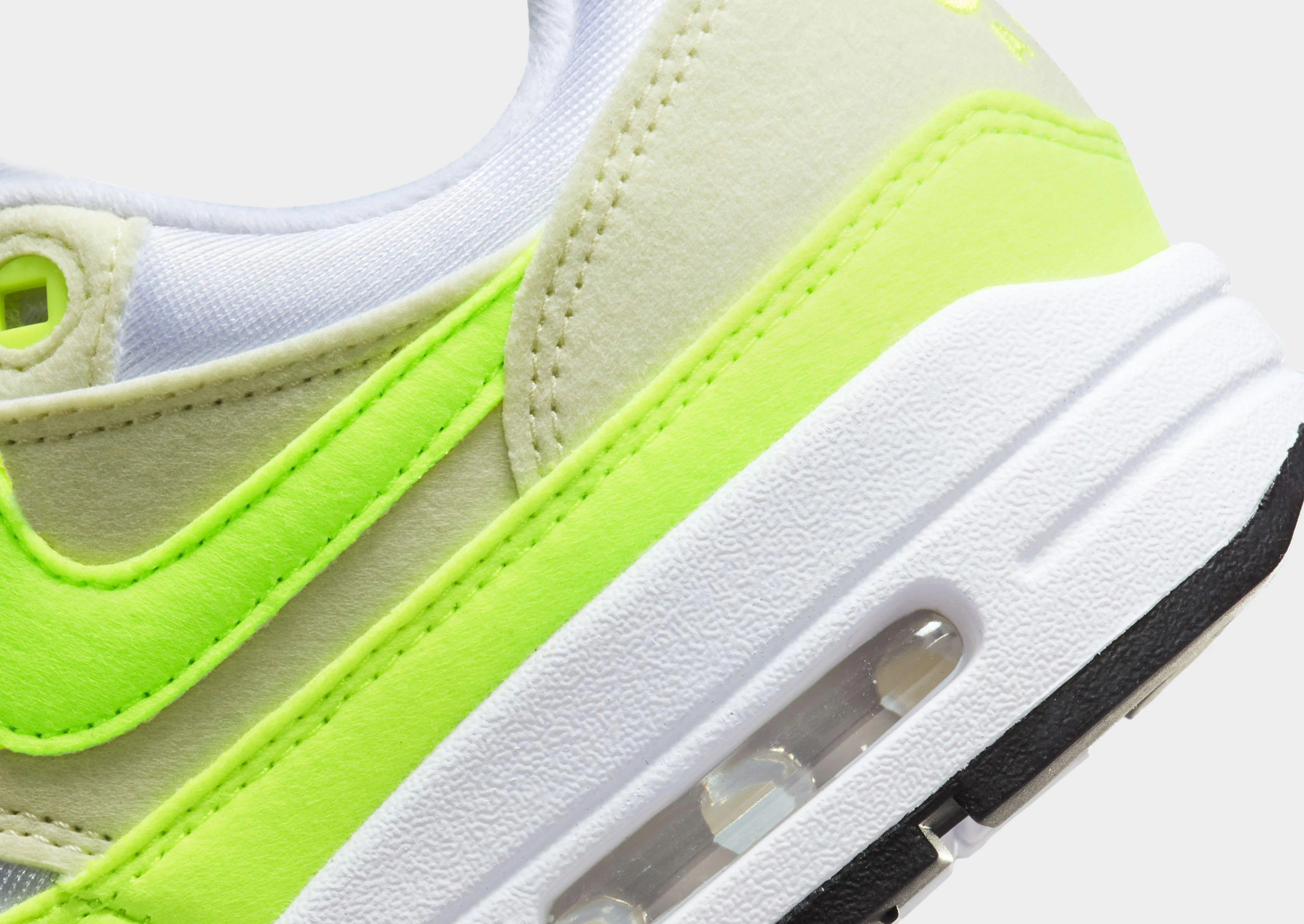 rainy day running Air Max 1 Women's