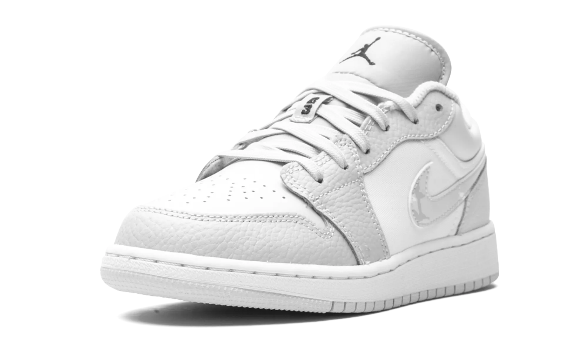 Air Jordan 1 Low SE GS "Grey Camo Swoosh" High   Top Motion Friendly