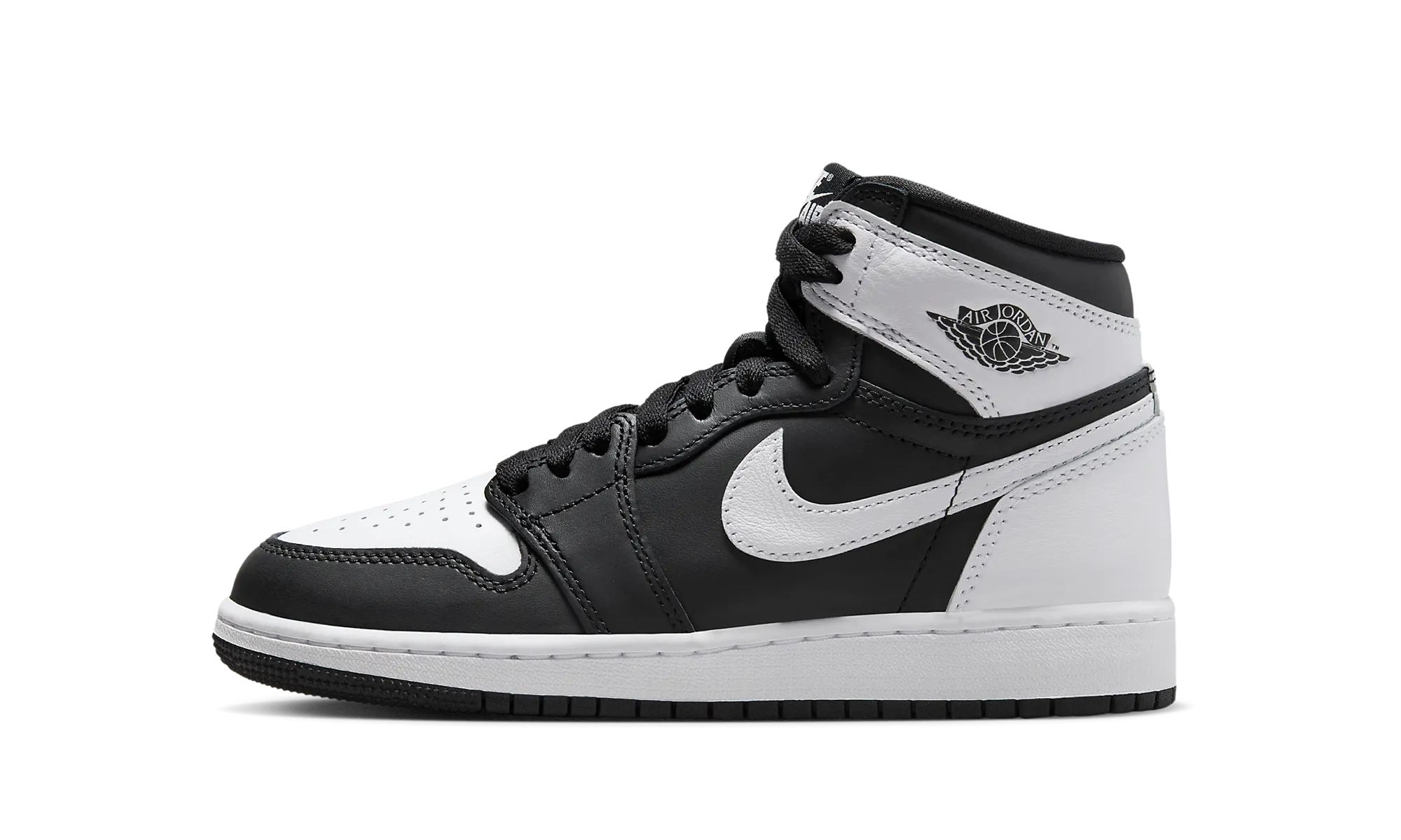 Neutral Frame Comfortable Ride Air Jordan 1 Retro High OG GS "BLACK/WHITE/WHITE"
