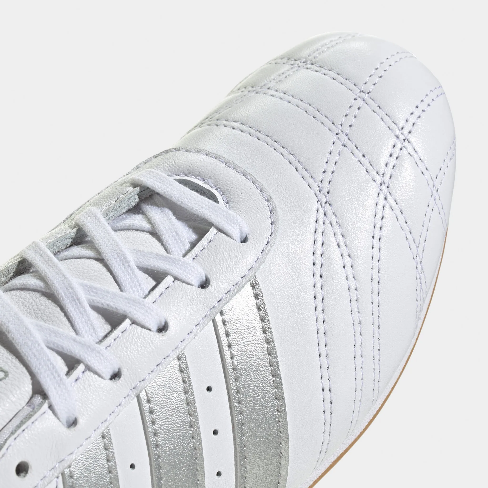 Easy Cushioning Torsion Rigidity System adidas Women's Taekwondo Lace White / Silver - Gum