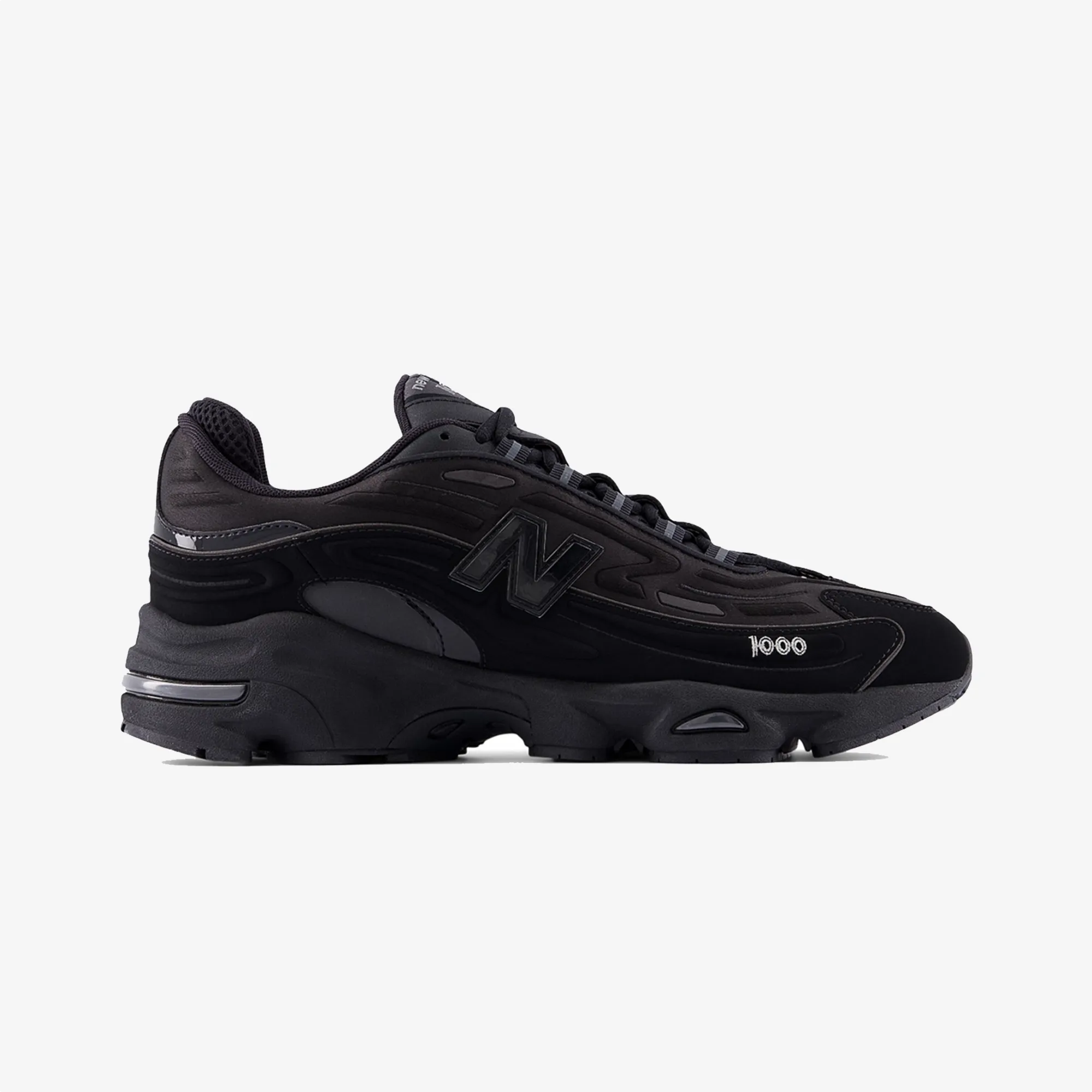 New Balance | 1000 { BLACK/BLACK Stable