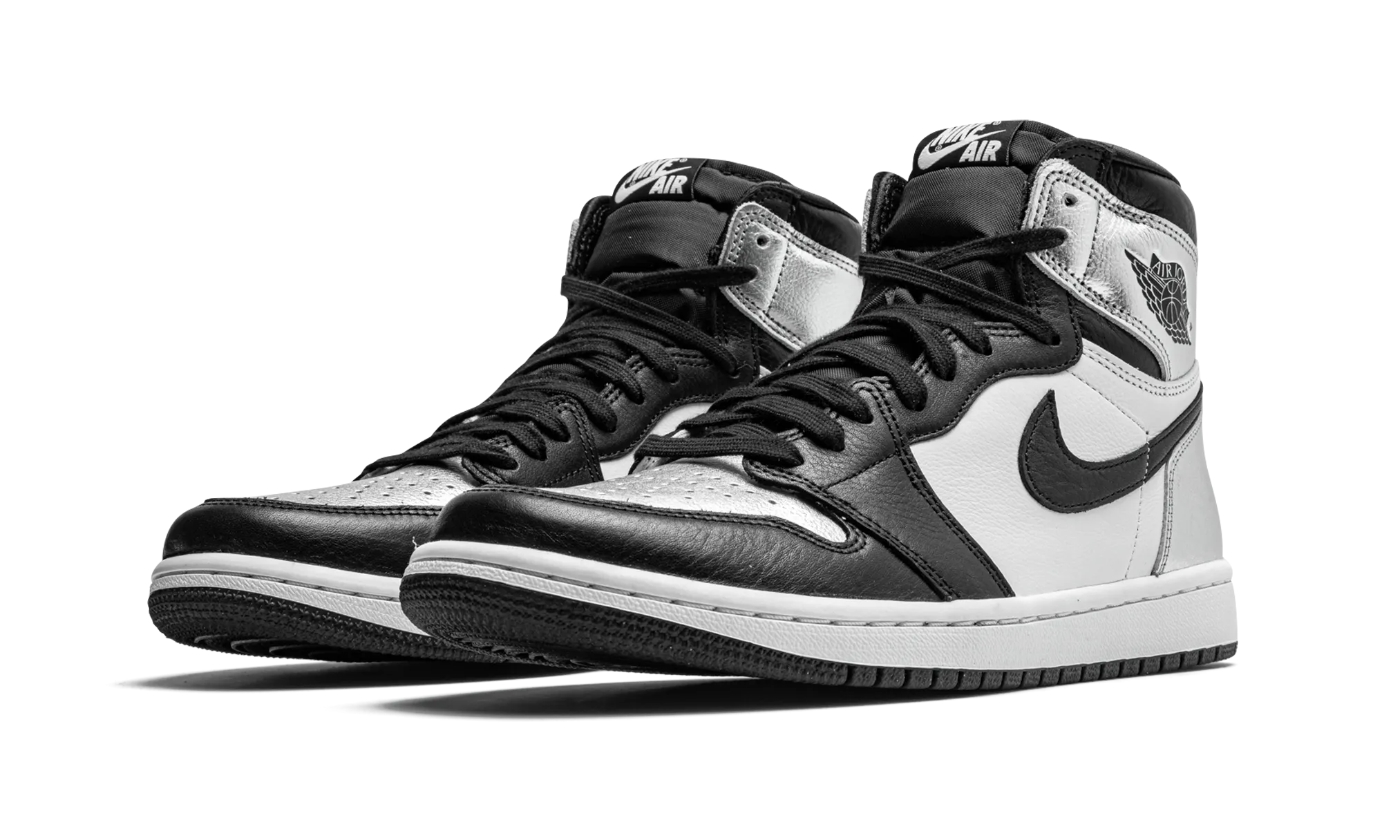 Airy Upper fresh feel AIR JORDAN 1 RETRO HIGH OG WMNS "Silver Toe"