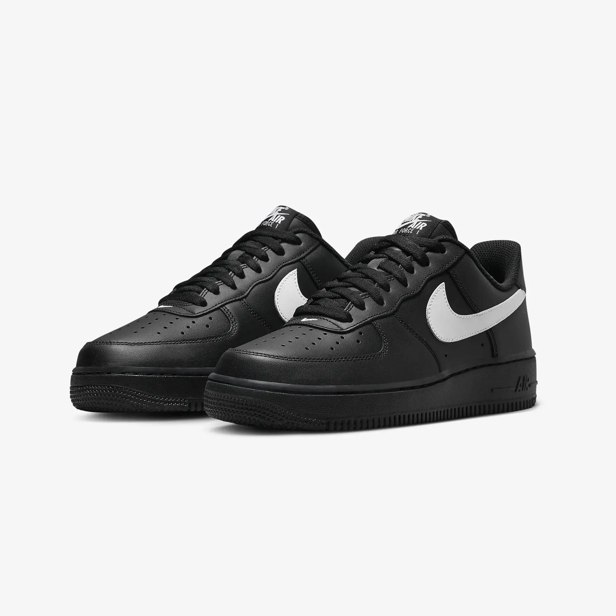 Comfortable insoles NIKE | AIR FORCE 1 '07 { BLACK/WHITE-BLACK