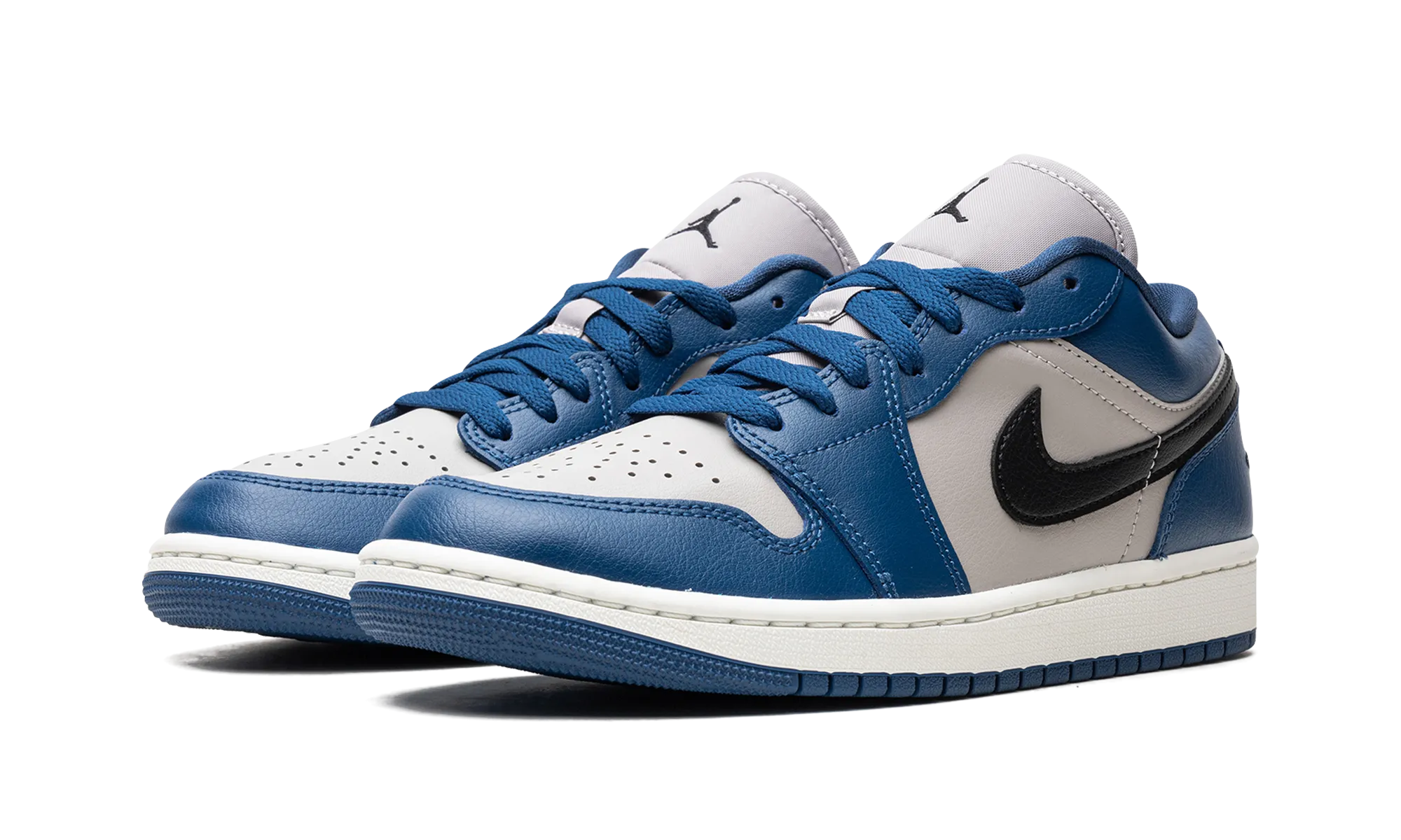 Trail Walk Air Jordan 1 Low WMNS "French Blue"