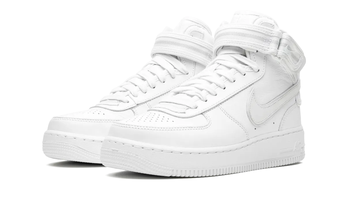 Board Action Fit Air Force 1 Mid SP/Tisci "Riccardo Tisci - Triple White"