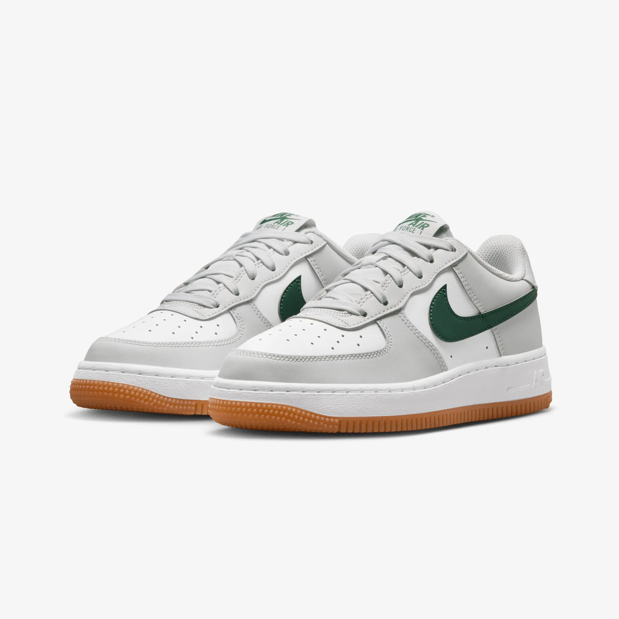 Training Mode NIKE | AIR FORCE 1 { PHOTON DUST/WHITE-FIR-GUM MED BROWN