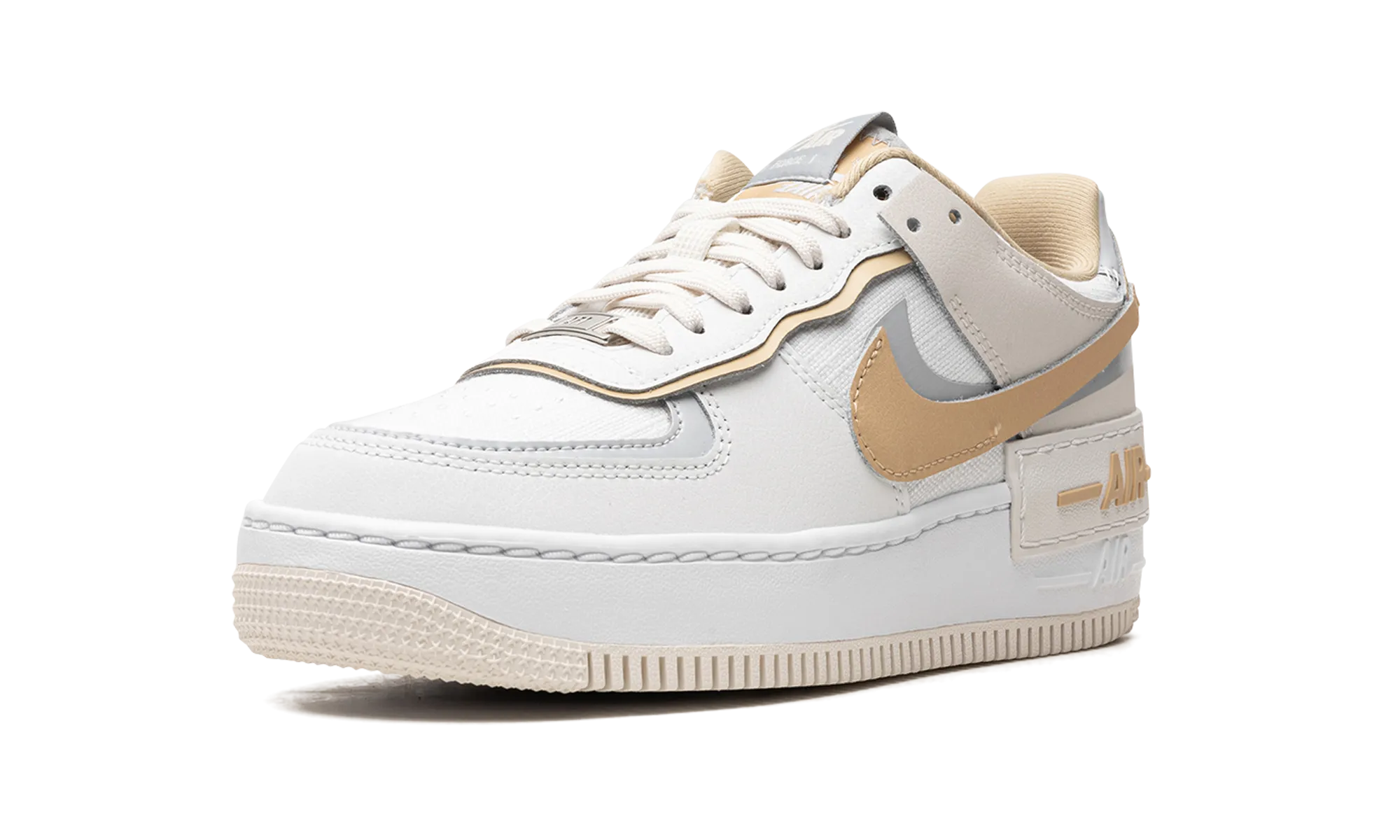 Weekend Escape Flexible Wear NIKE AIR FORCE 1 LO SHADO WMNS "Sail Tan"