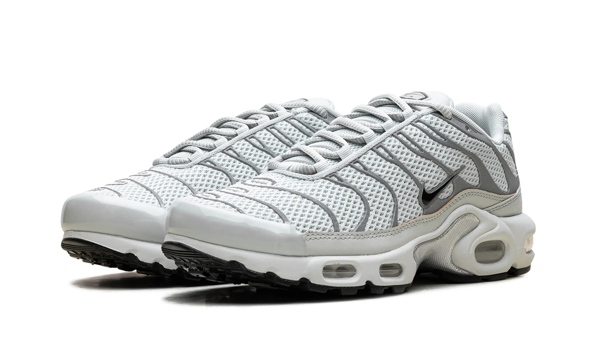 running in park shoes simple design Air Max Plus WMNS "Light Silver"
