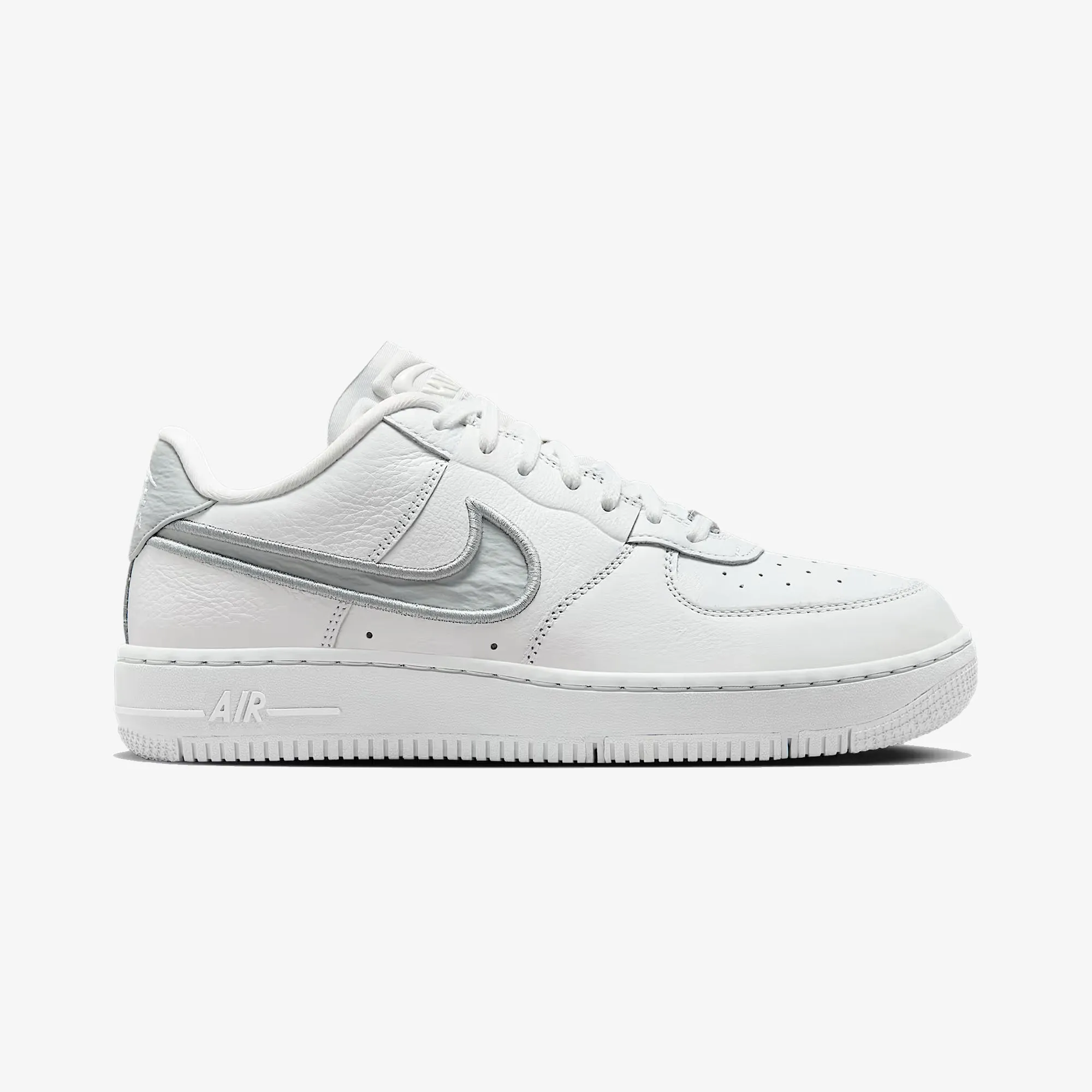 NIKE | AIR FORCE 1 LOW DANCE { SUMMIT WHITE/METALLIC SILVER-PHOTON DUST ActiveLifestyle Quick Release Tongue