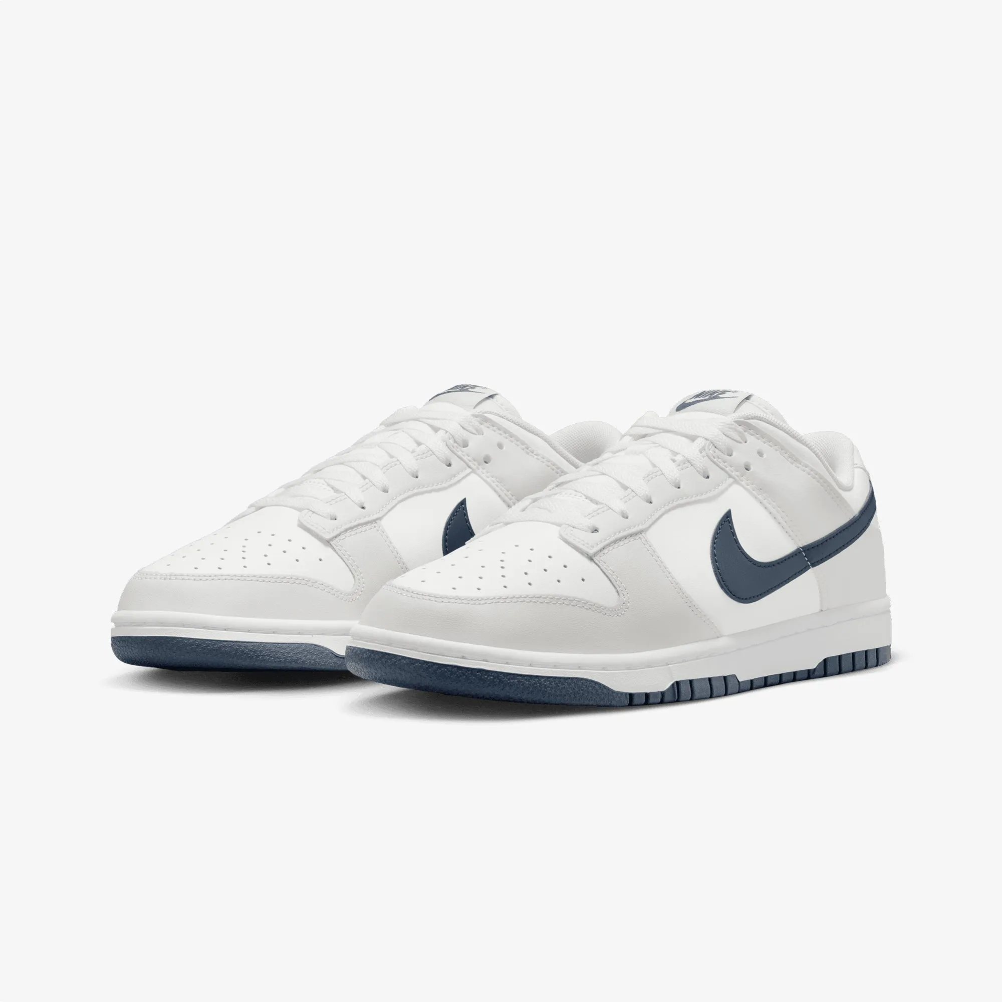 NIKE | DUNK LOW RETRO { SUMMIT WHITE/MIDNIGHT NAVY-PLATINUM TINT Resilient Outsole Ventilation