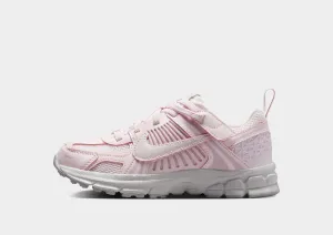 running in a soccer field area shoes Vomero 5 Children's