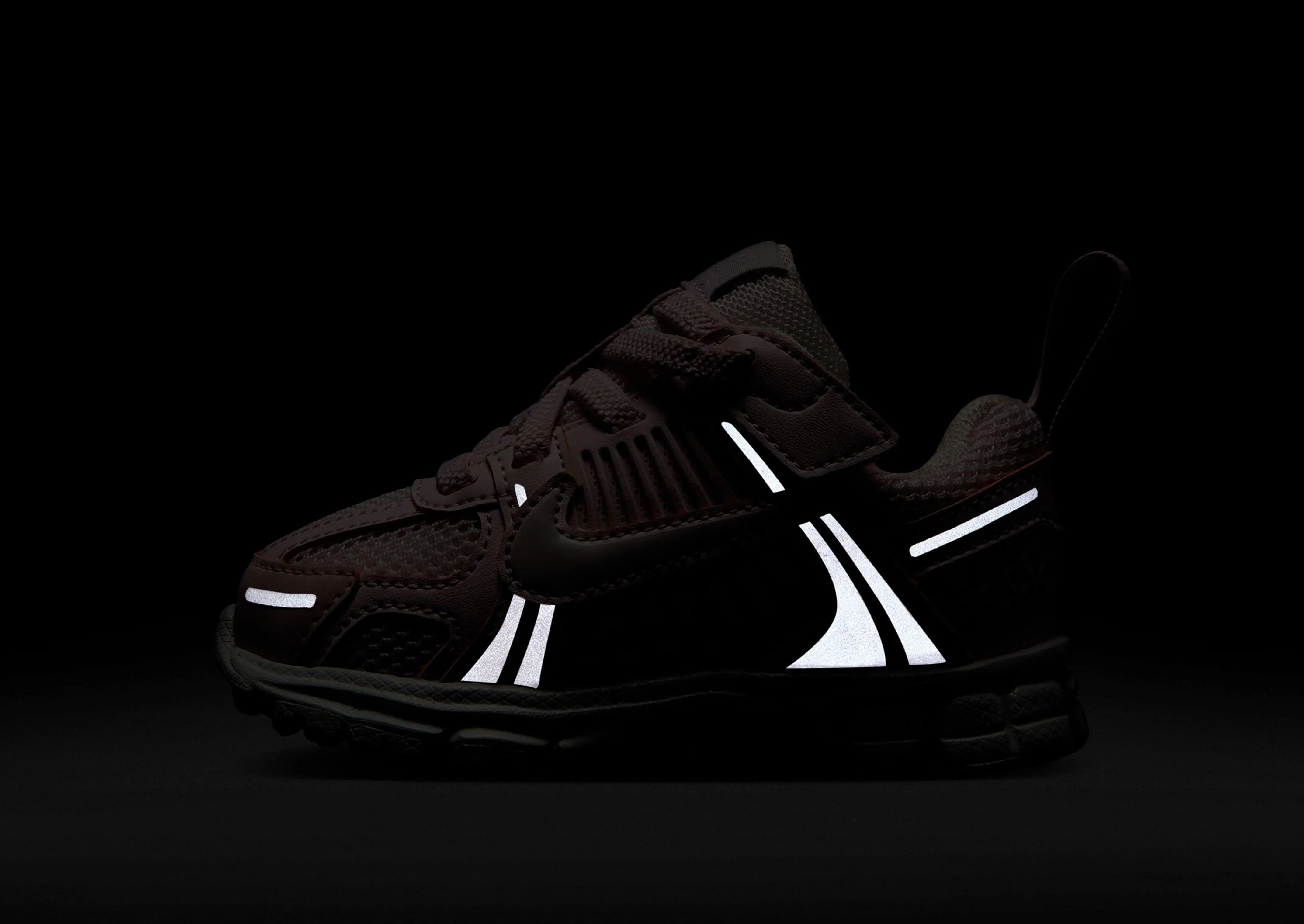 Vomero 5 Infant's intense - use shoes
