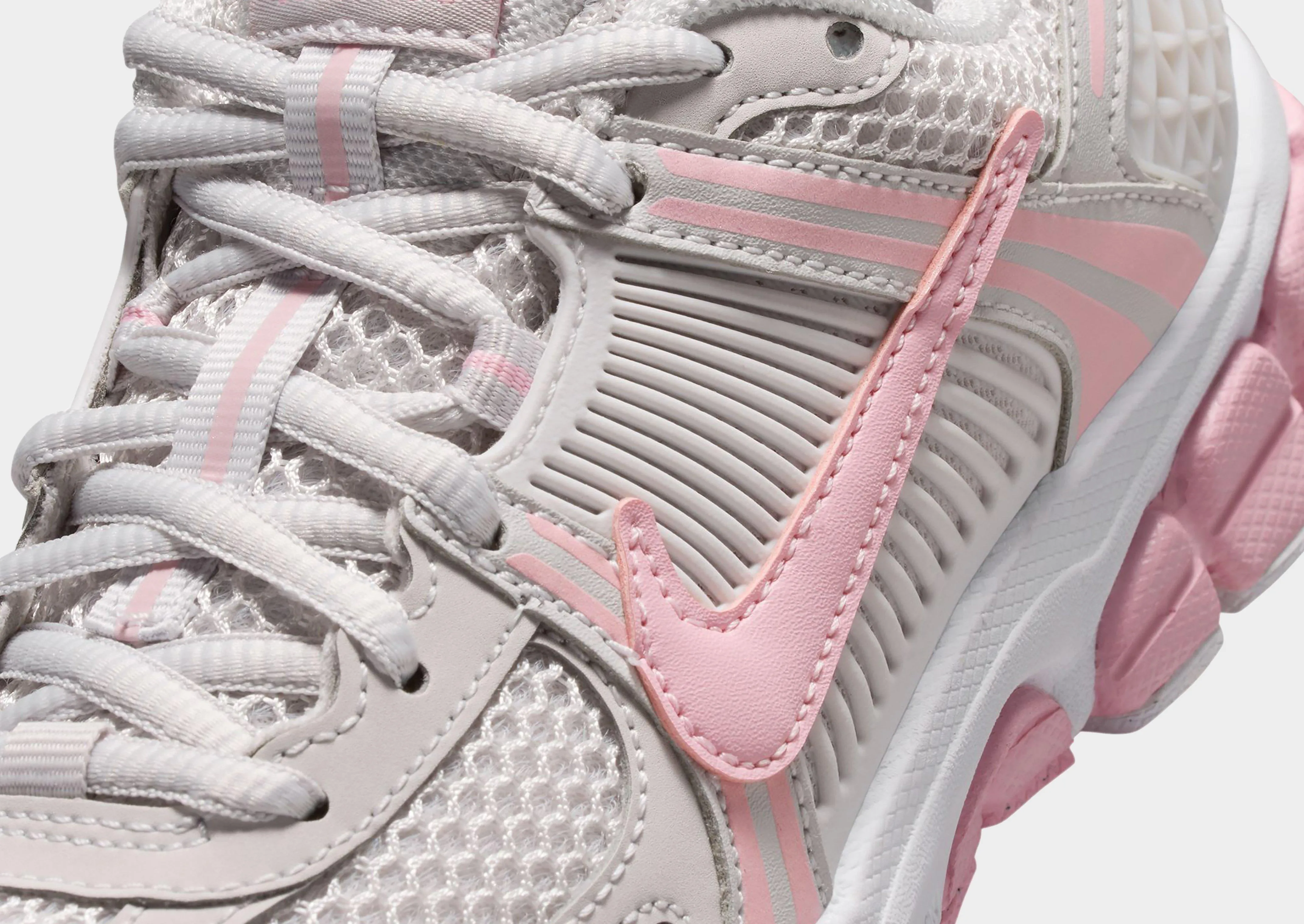 Synthetic - Upper Light - On - Feet Vomero 5 Junior's