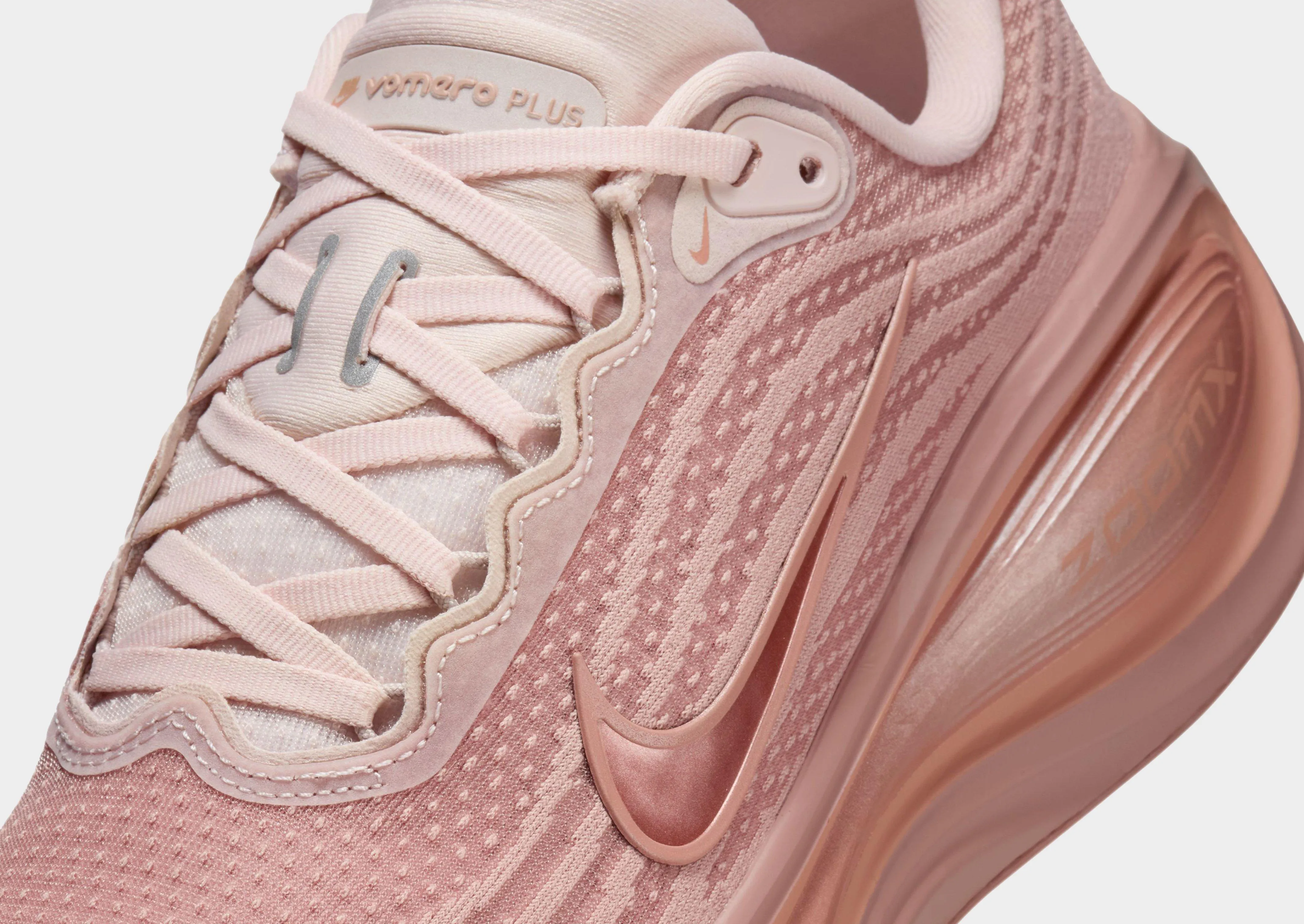 Toe soccer - compatible shoes Vomero Plus Women's