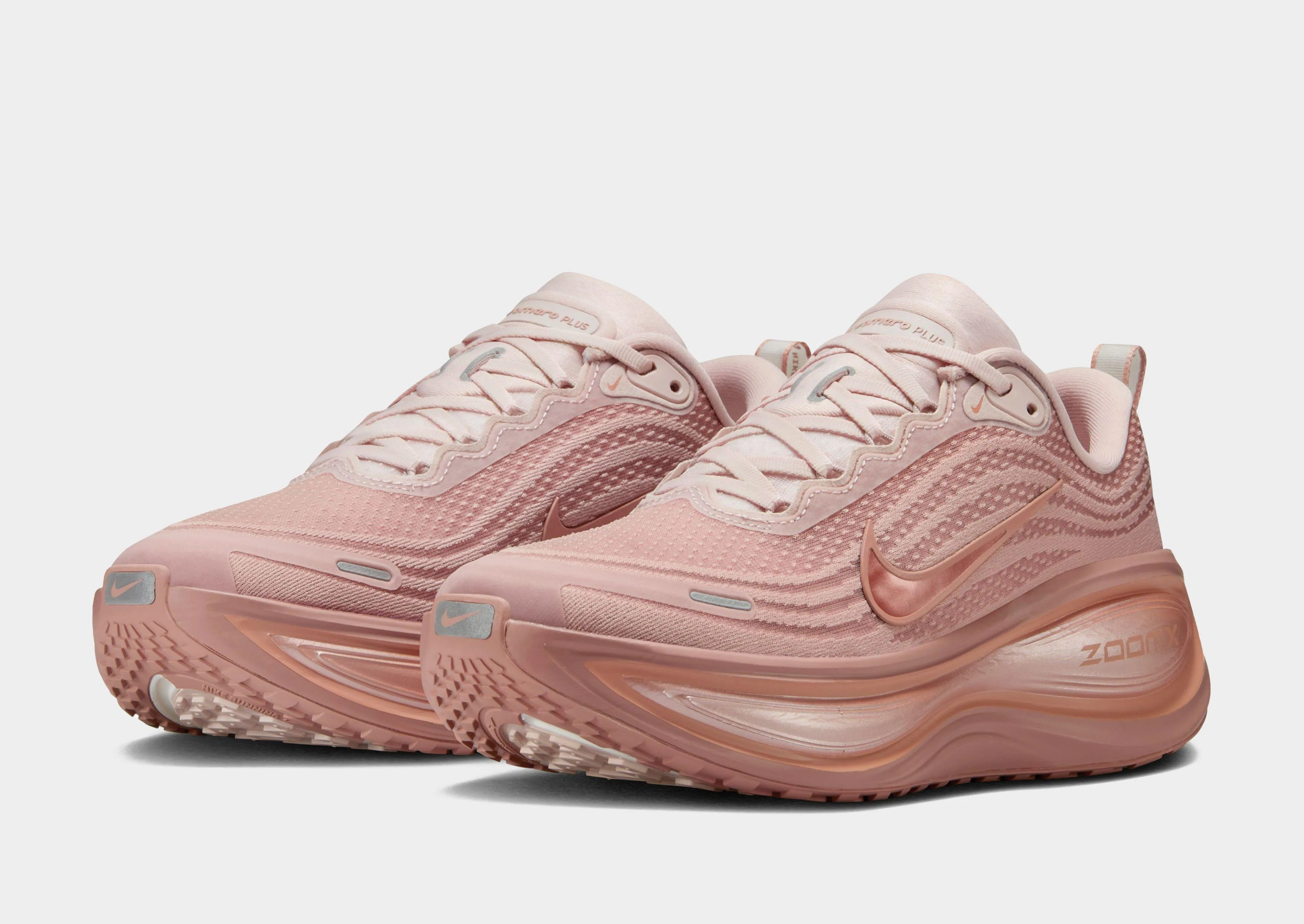 Vomero Plus Women's shock - absorbing shoe attributes Daily