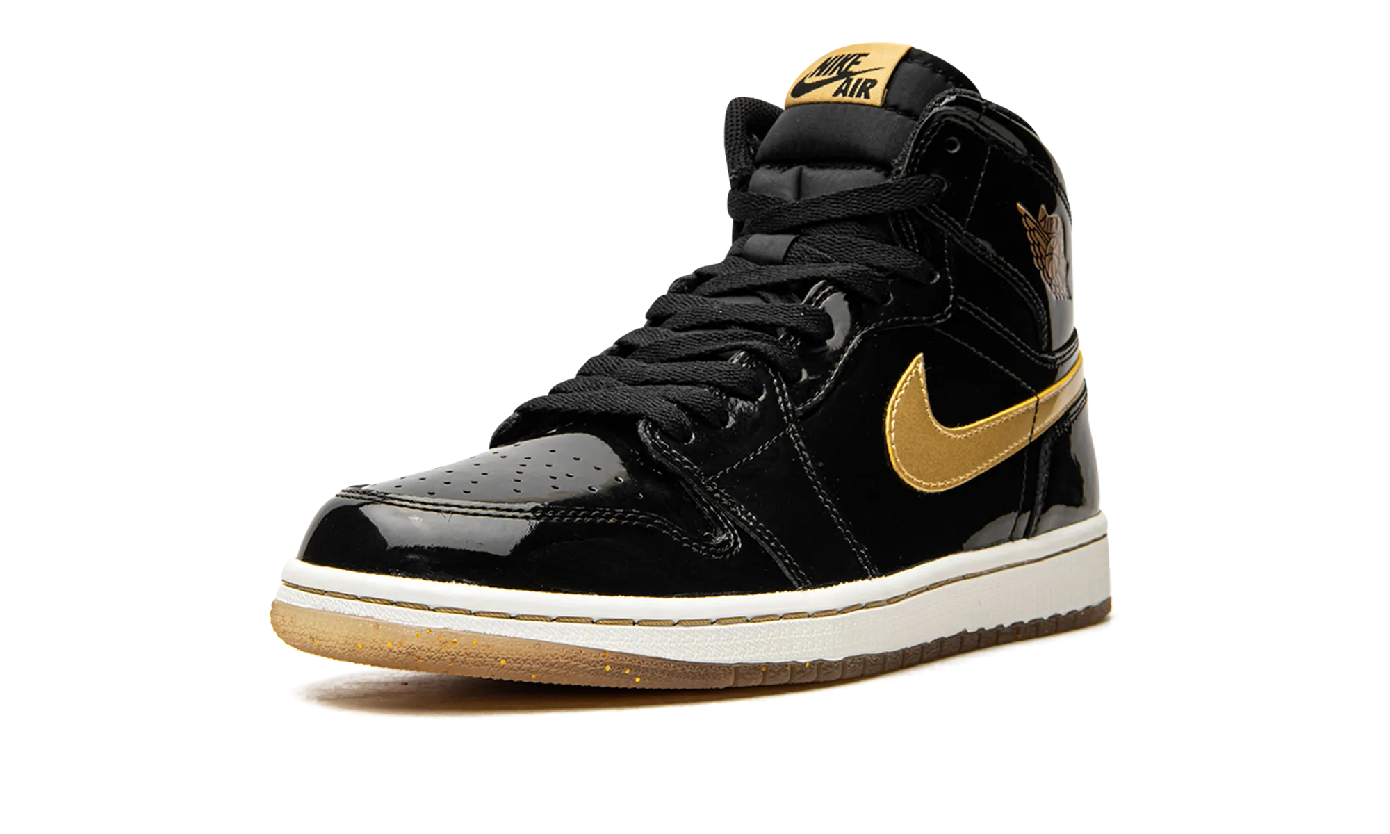 Air Jordan 1 Retro High OG "Black/Metallic Gold" Classy Touch Active Feet