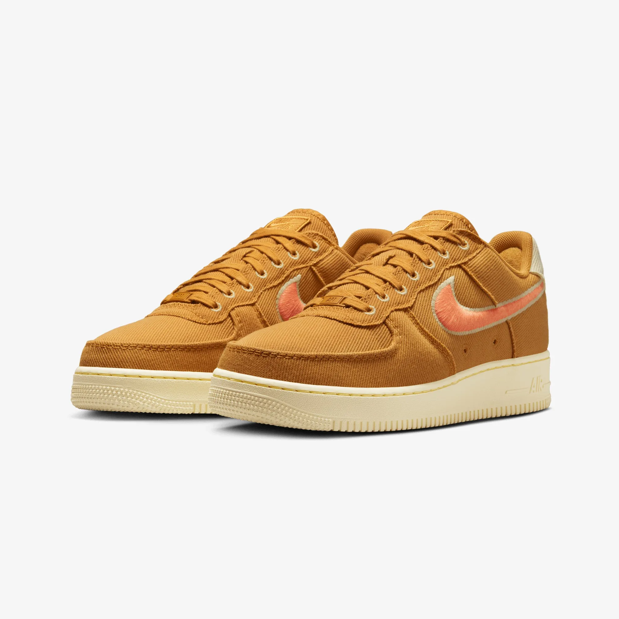 NIKE | AIR FORCE 1 LOW CANVAS { WHEAT/ORANGE TRANCE-TEAM GOLD-ALABASTER Torsion Response Unit
