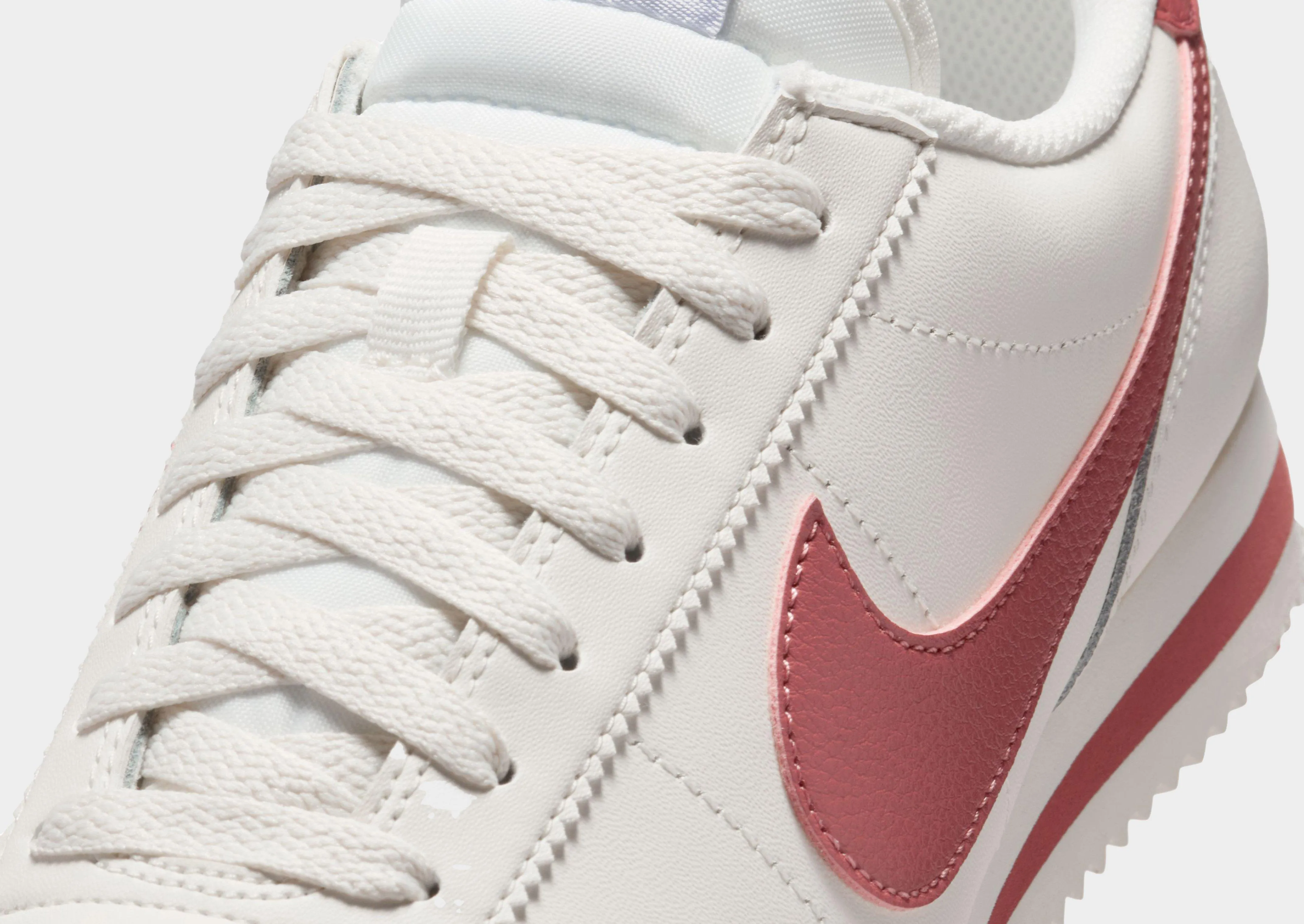 Cortez Leather Women's moisture - management unparalleled - running