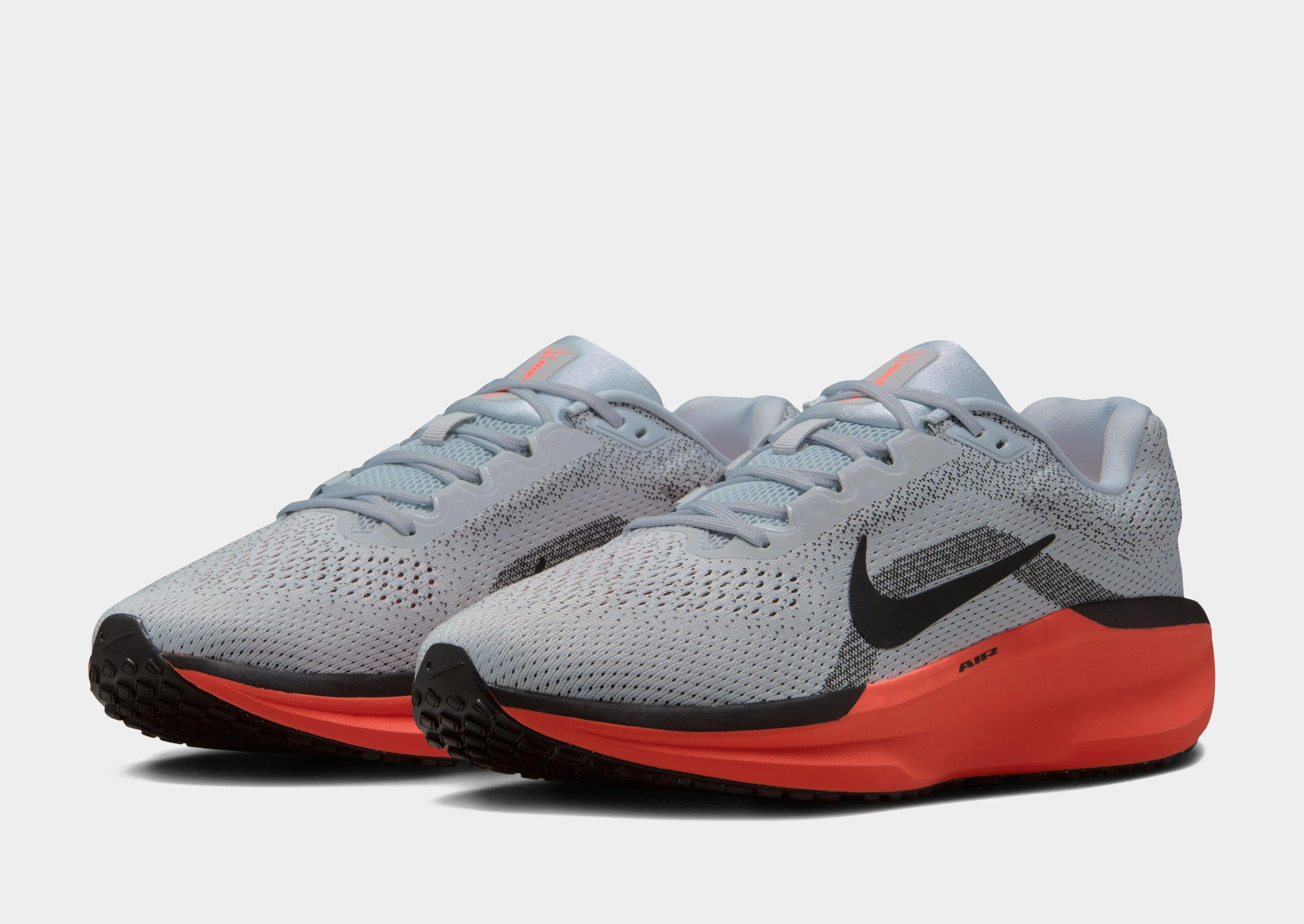 performance - maximized shoes Marathon Gear Winflo 11