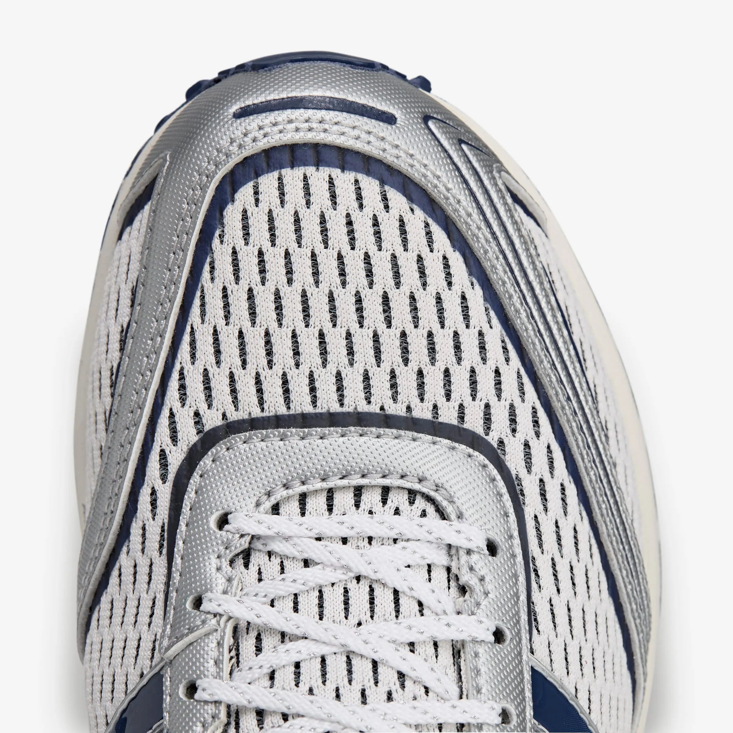 Plush traction Wmns Adizero Adios x Sporty & Rich