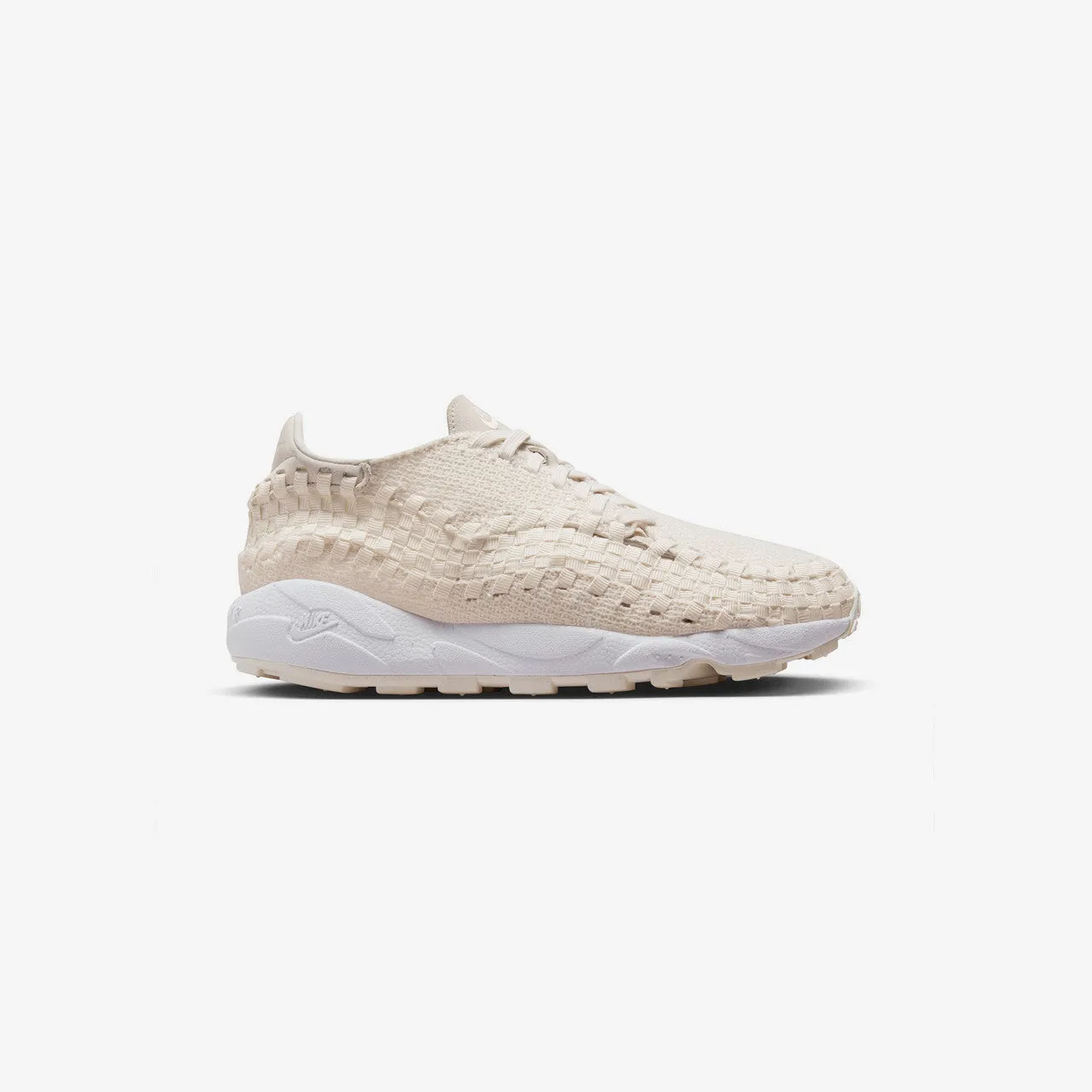 Gait Optimized adjustable lacing system Wmns Air Footscape Woven