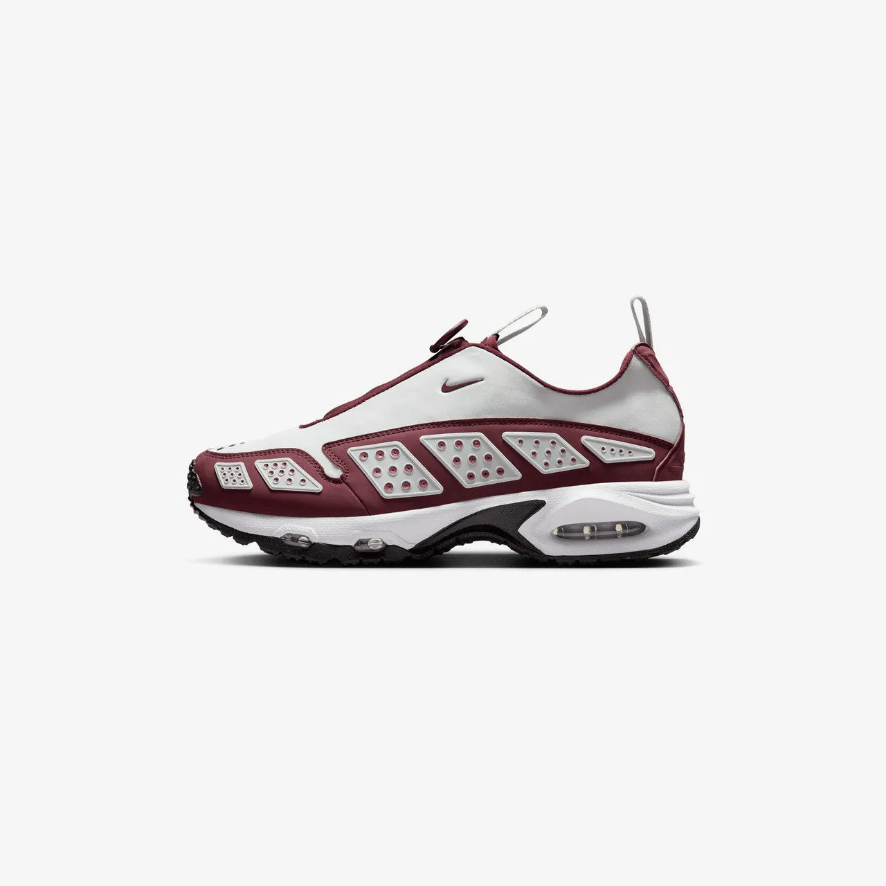 Wmns Air Max SNDR Multi Outfit Style Routine