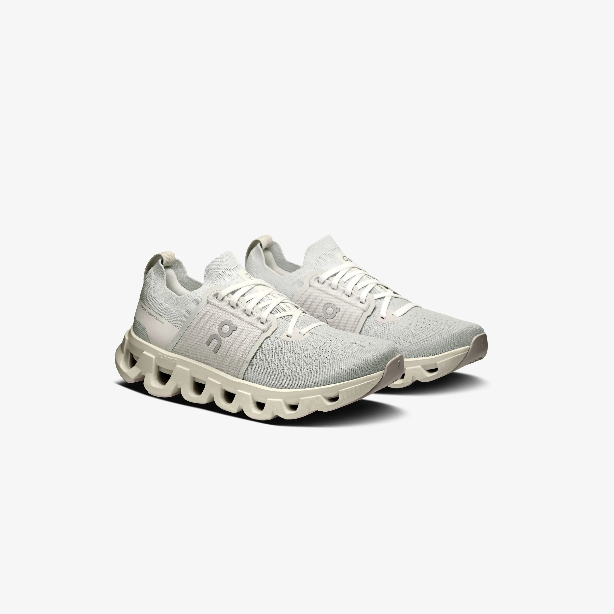Performance Oriented Wmns Cloudswift 4